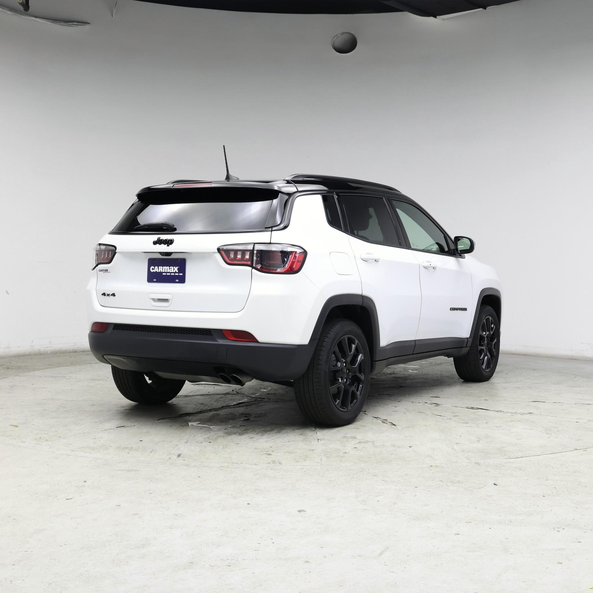 Thumbnail: 2022 Jeep Compass - 8