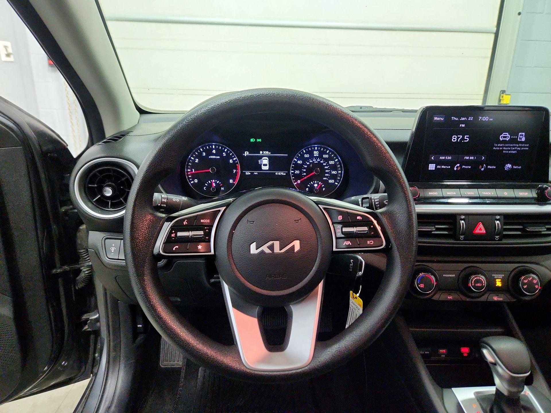 Thumbnail: 2024 Kia Forte - 10