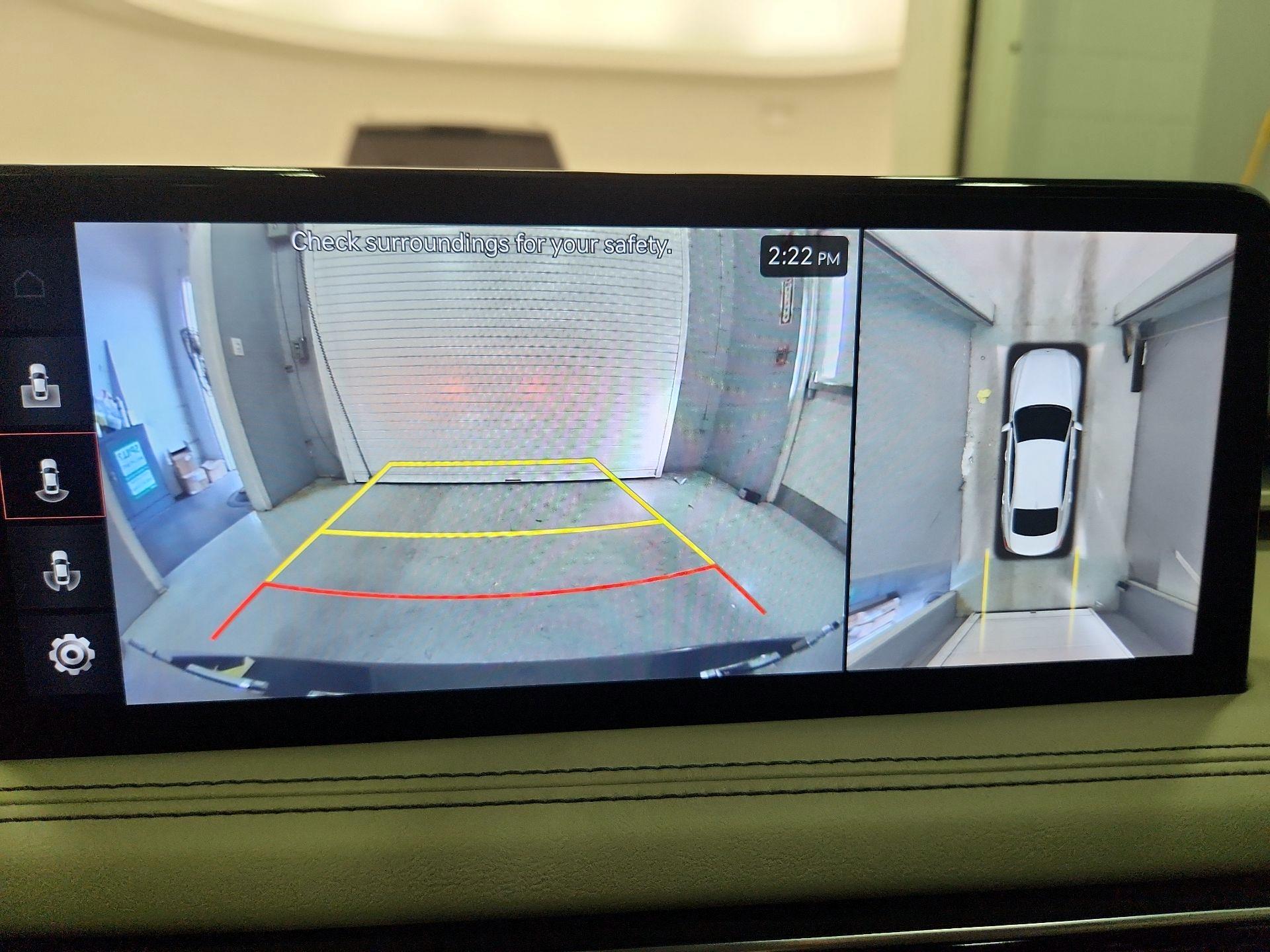 Thumbnail: 2023 Genesis G70 - 15