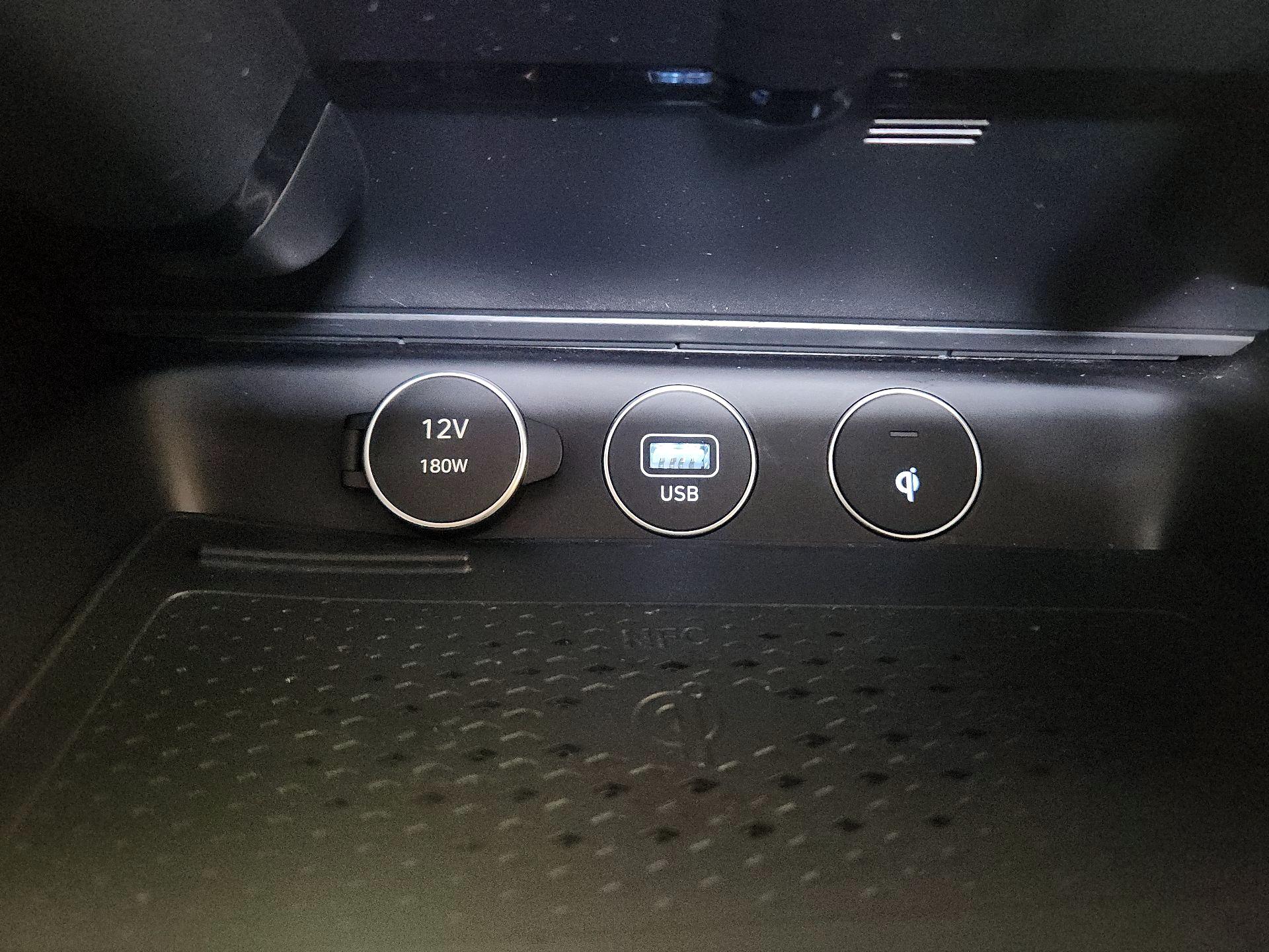 Thumbnail: 2023 Genesis G70 - 19