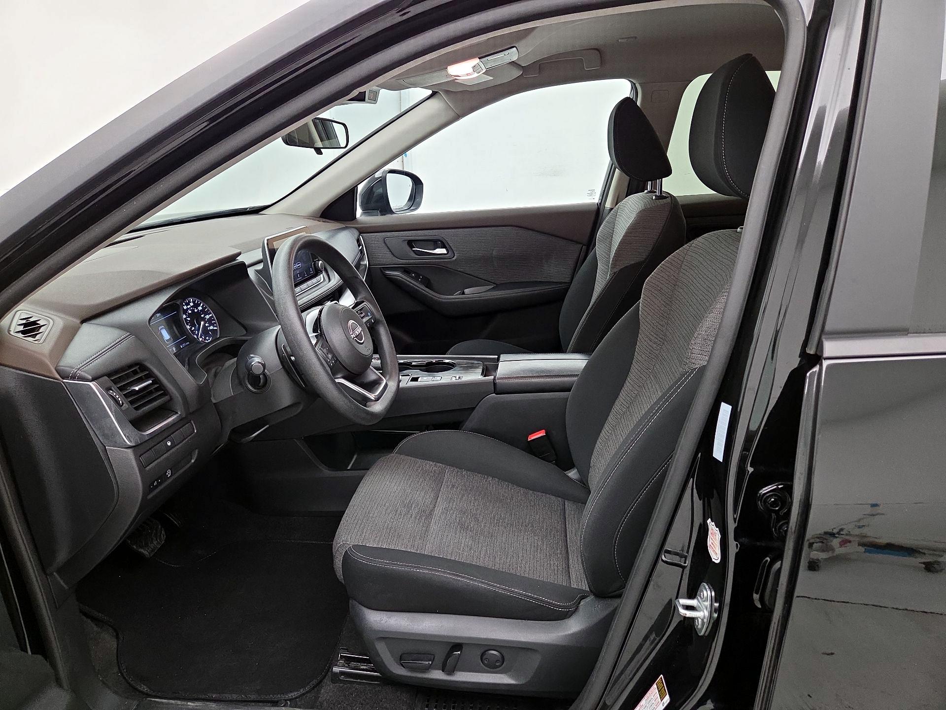 Thumbnail: 2023 Nissan Rogue - 11