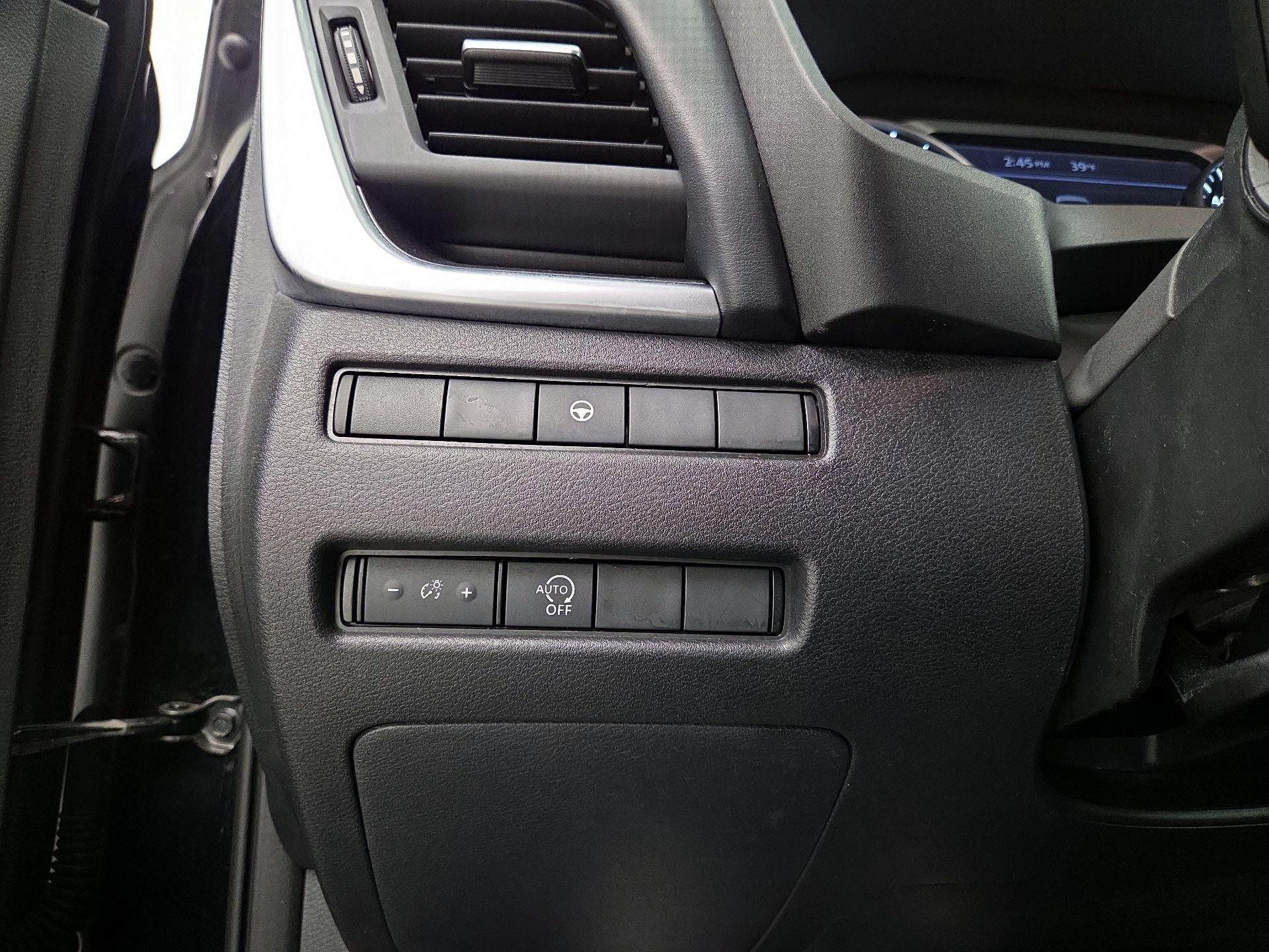 Thumbnail: 2023 Nissan Rogue - 13