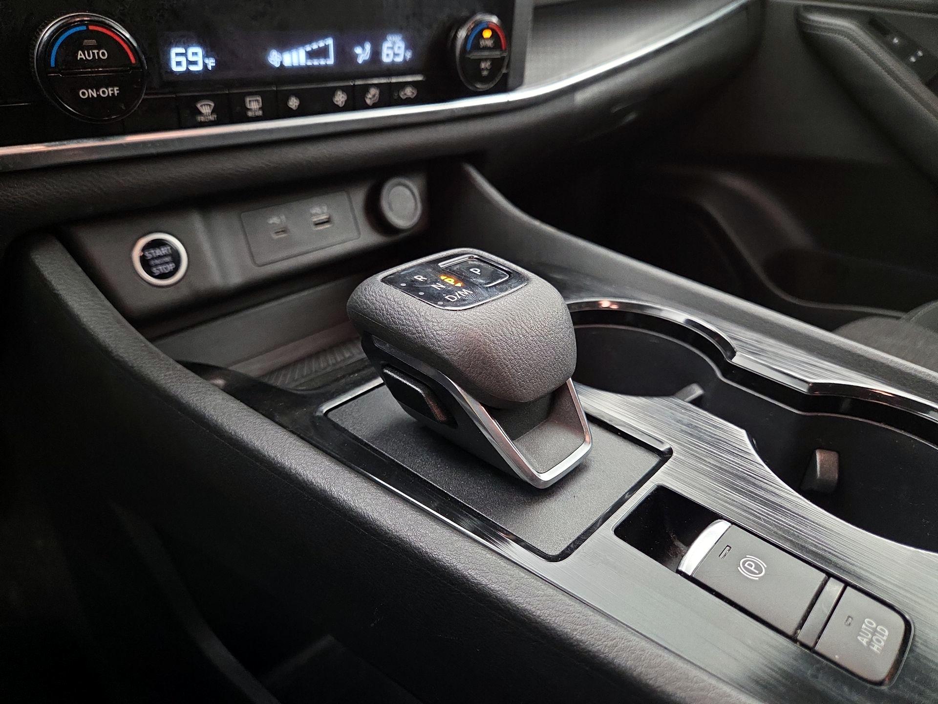 Thumbnail: 2023 Nissan Rogue - 17