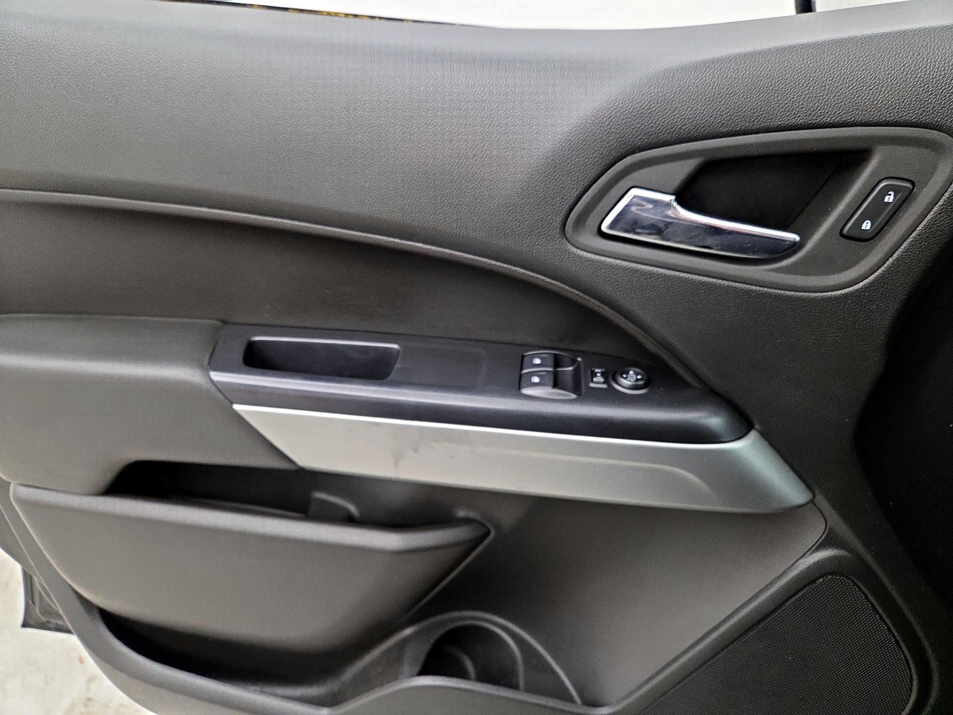 Thumbnail: 2022 Chevrolet Colorado - 12