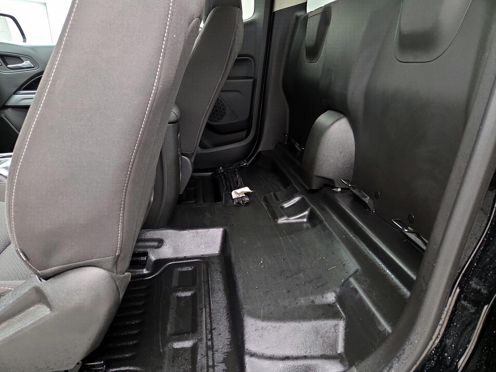 Thumbnail: 2022 Chevrolet Colorado - 19