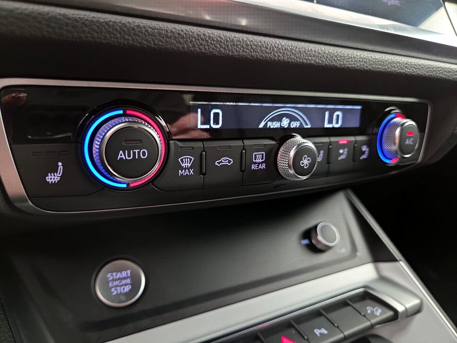 Thumbnail: 2020 Audi Q3 - 17