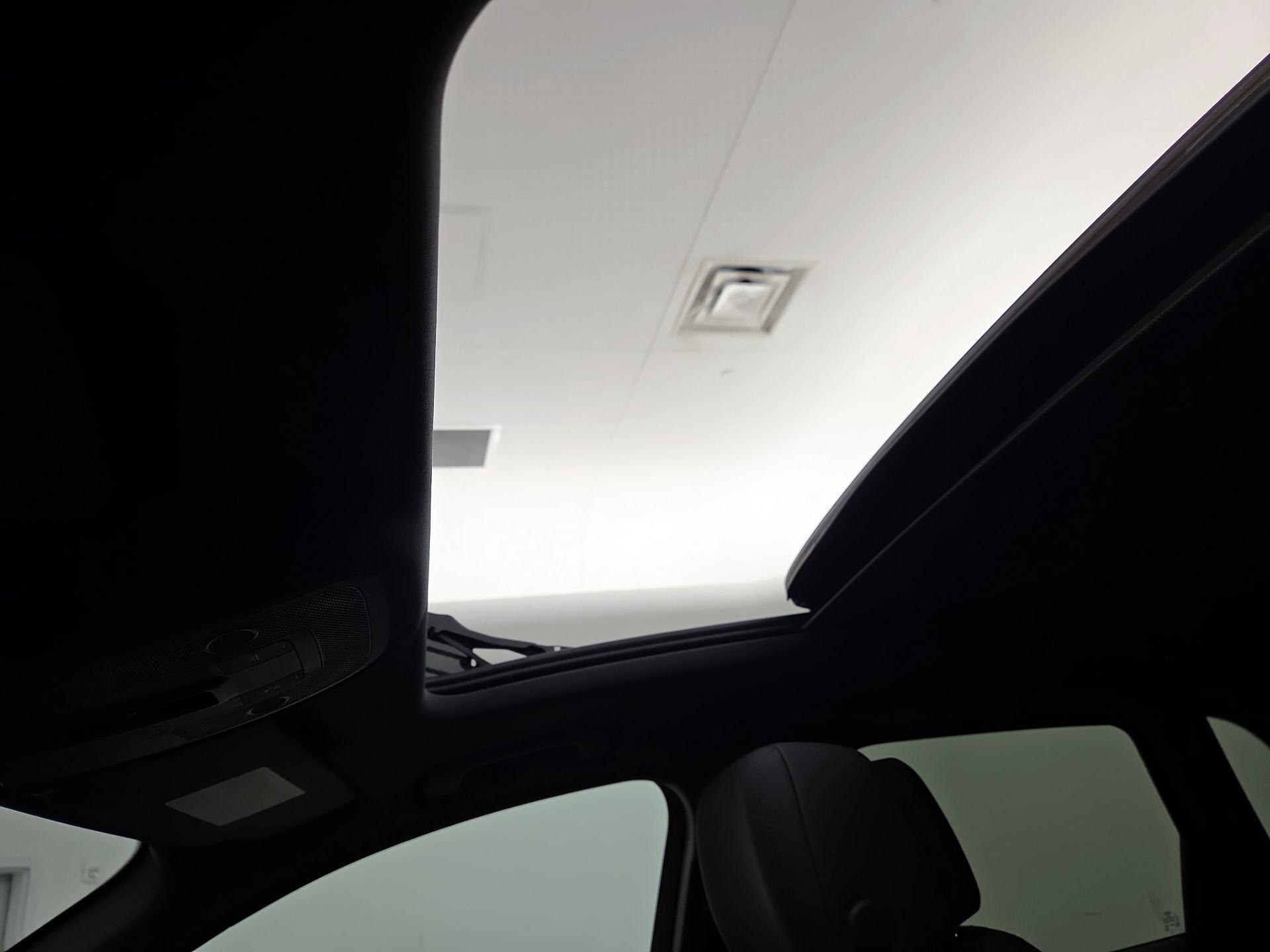 Thumbnail: 2020 Audi Q3 - 20