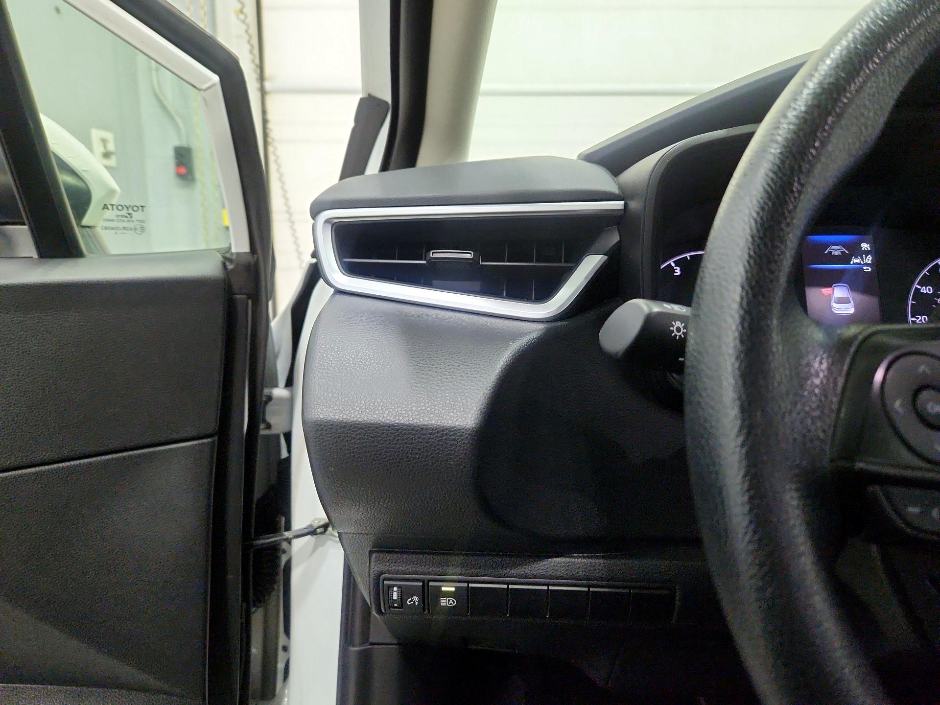 Thumbnail: 2024 Toyota Corolla - 13