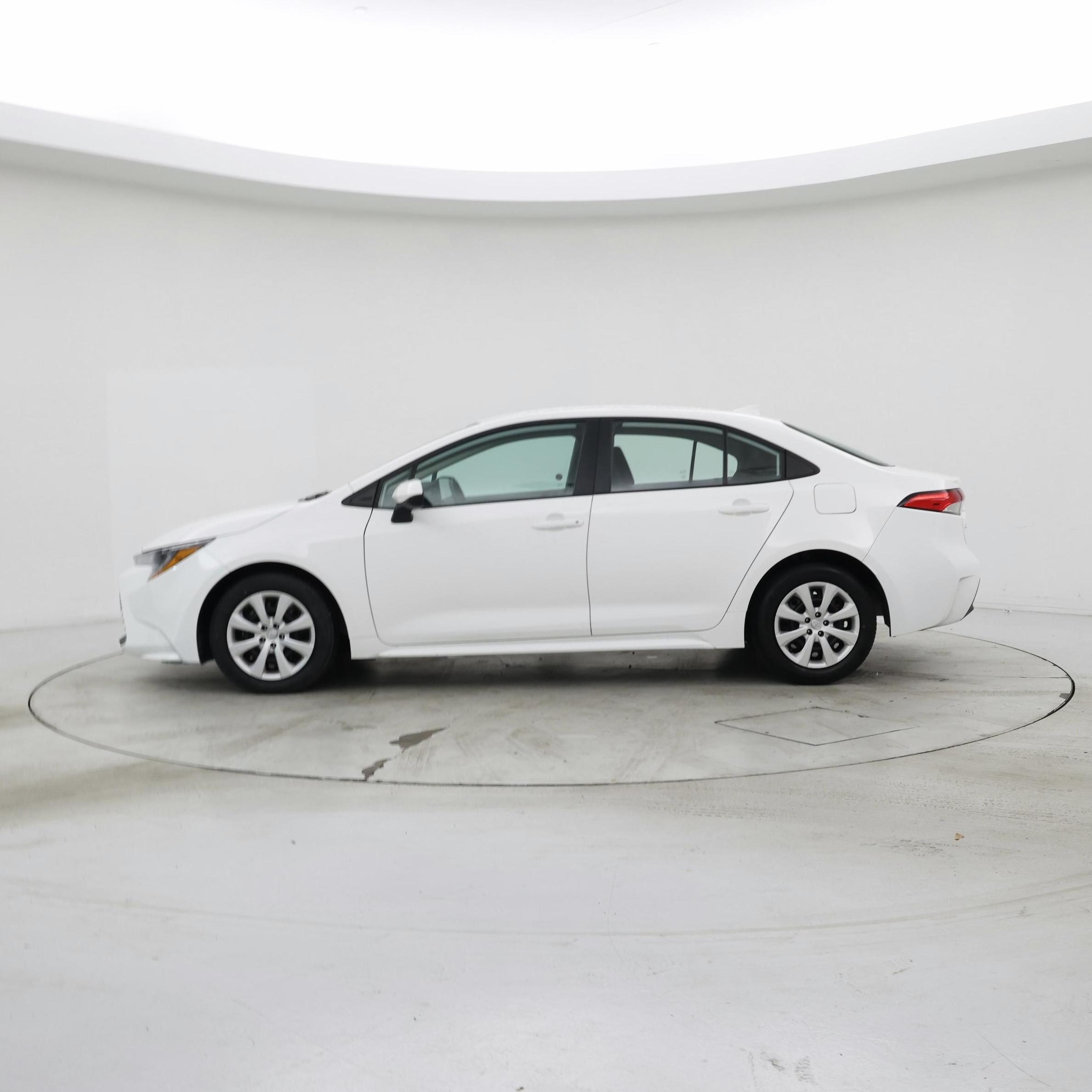 Thumbnail: 2024 Toyota Corolla - 3