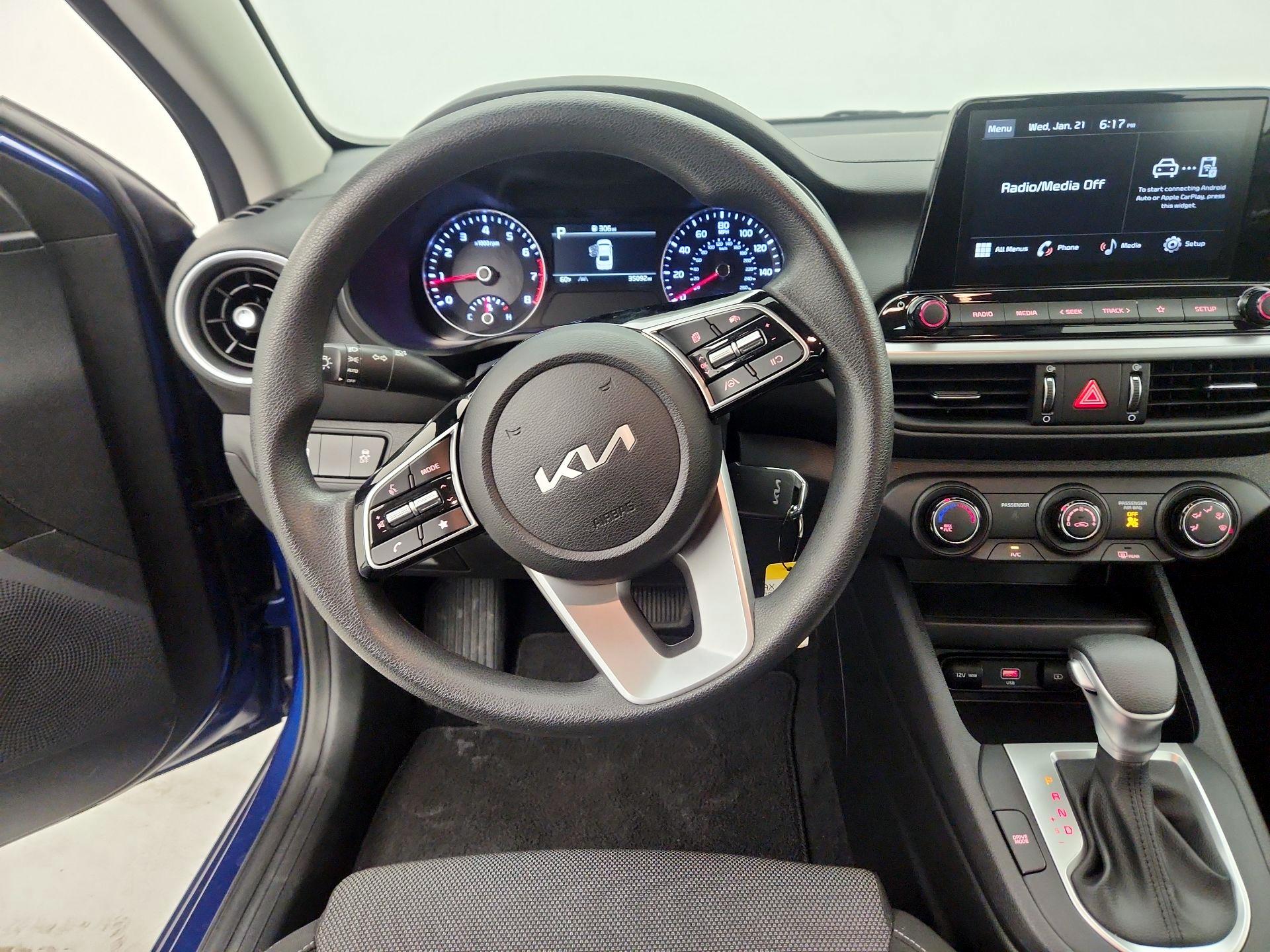 Thumbnail: 2024 Kia Forte - 10