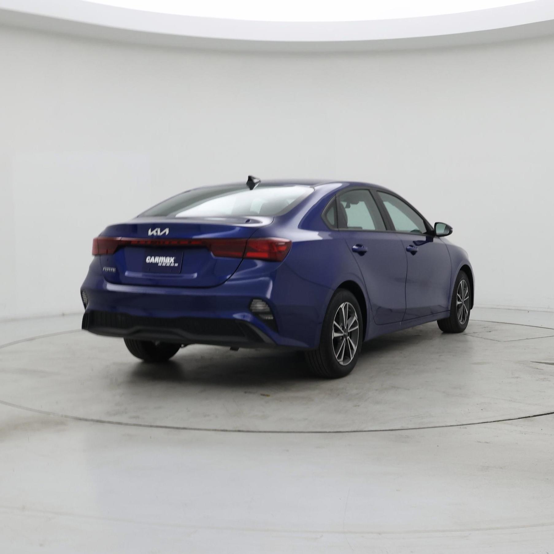 Thumbnail: 2024 Kia Forte - 8