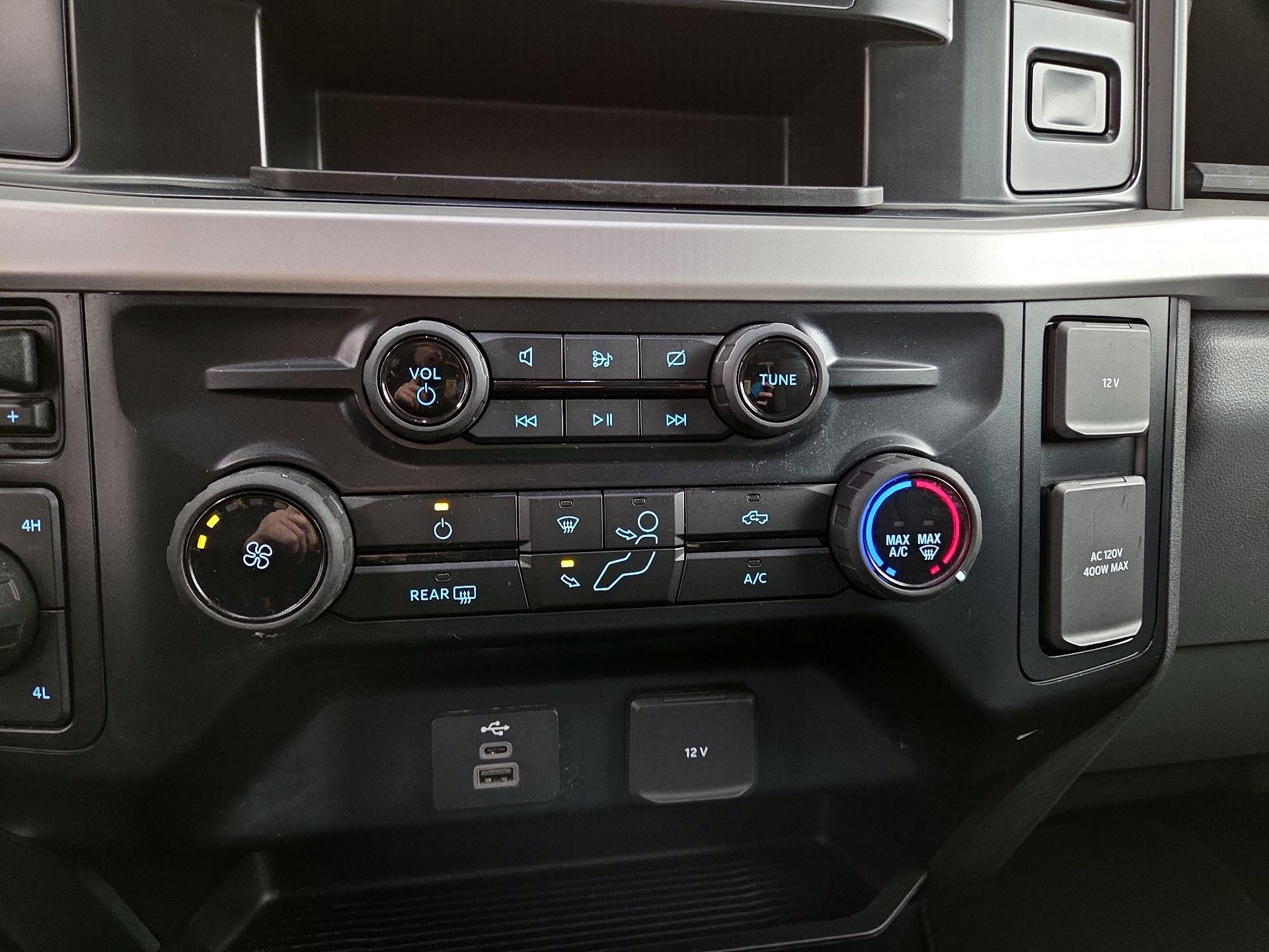 Thumbnail: 2023 Ford F-250 - 16