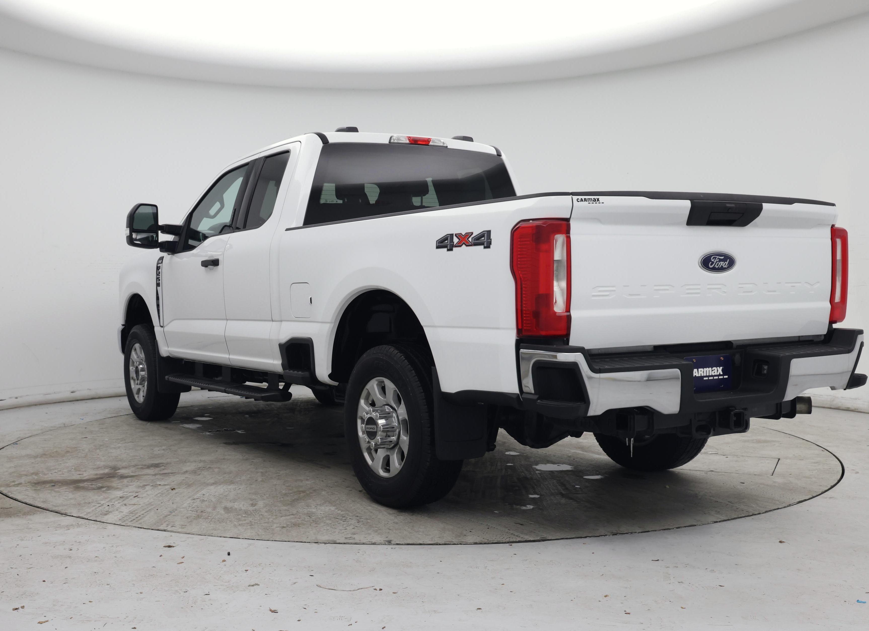 Thumbnail: 2023 Ford F-250 - 2