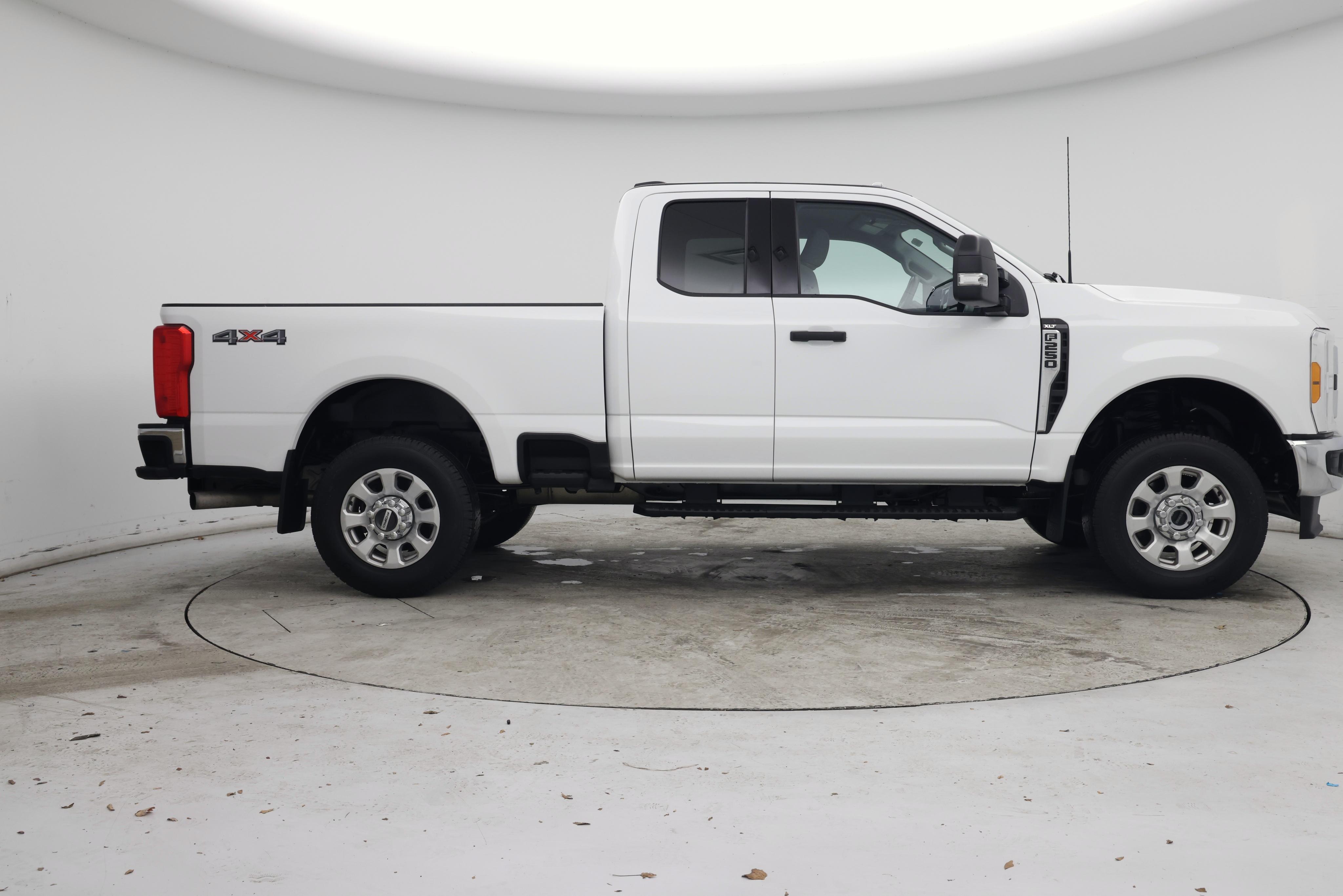 Thumbnail: 2023 Ford F-250 - 7