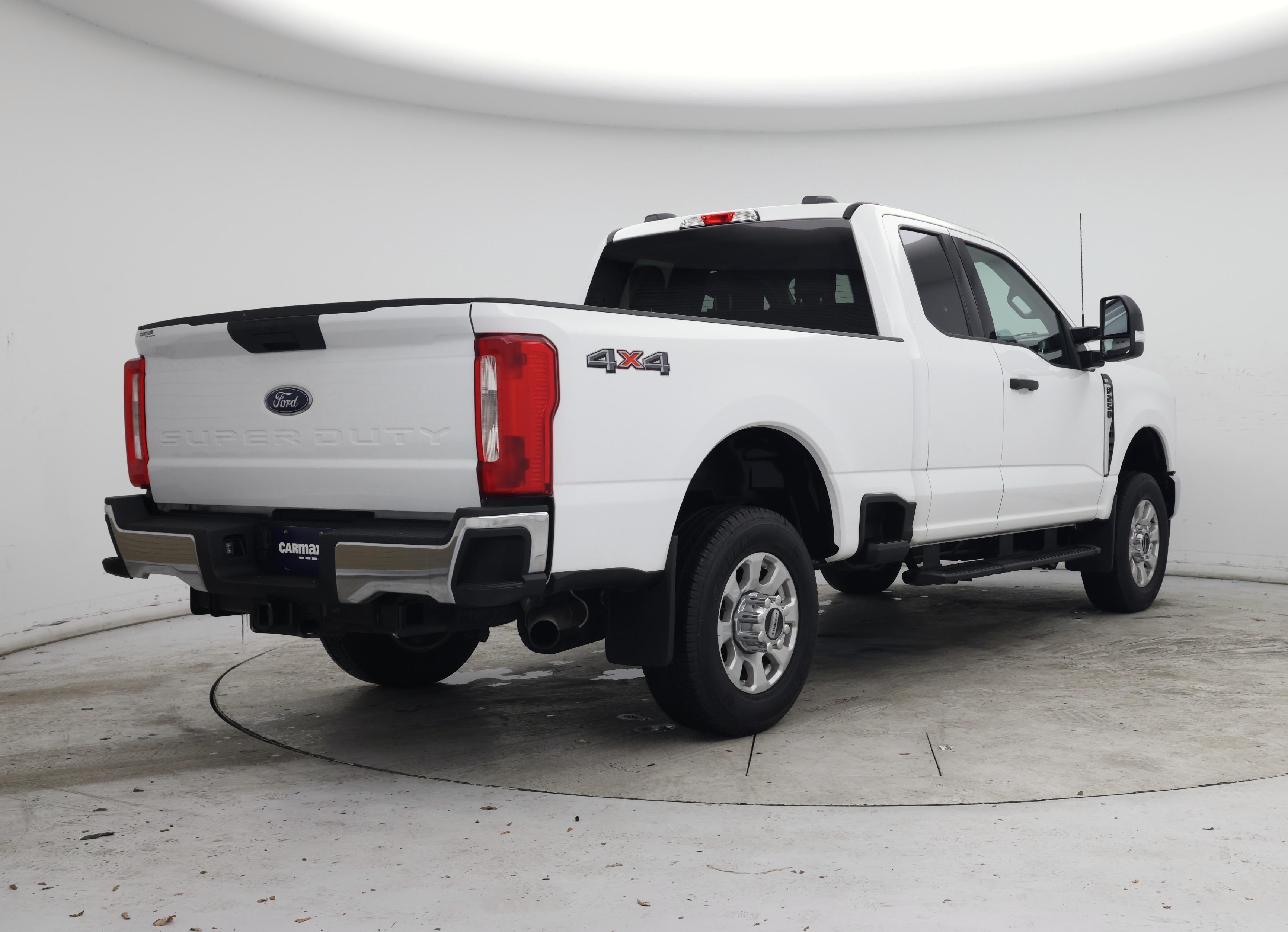 Thumbnail: 2023 Ford F-250 - 8