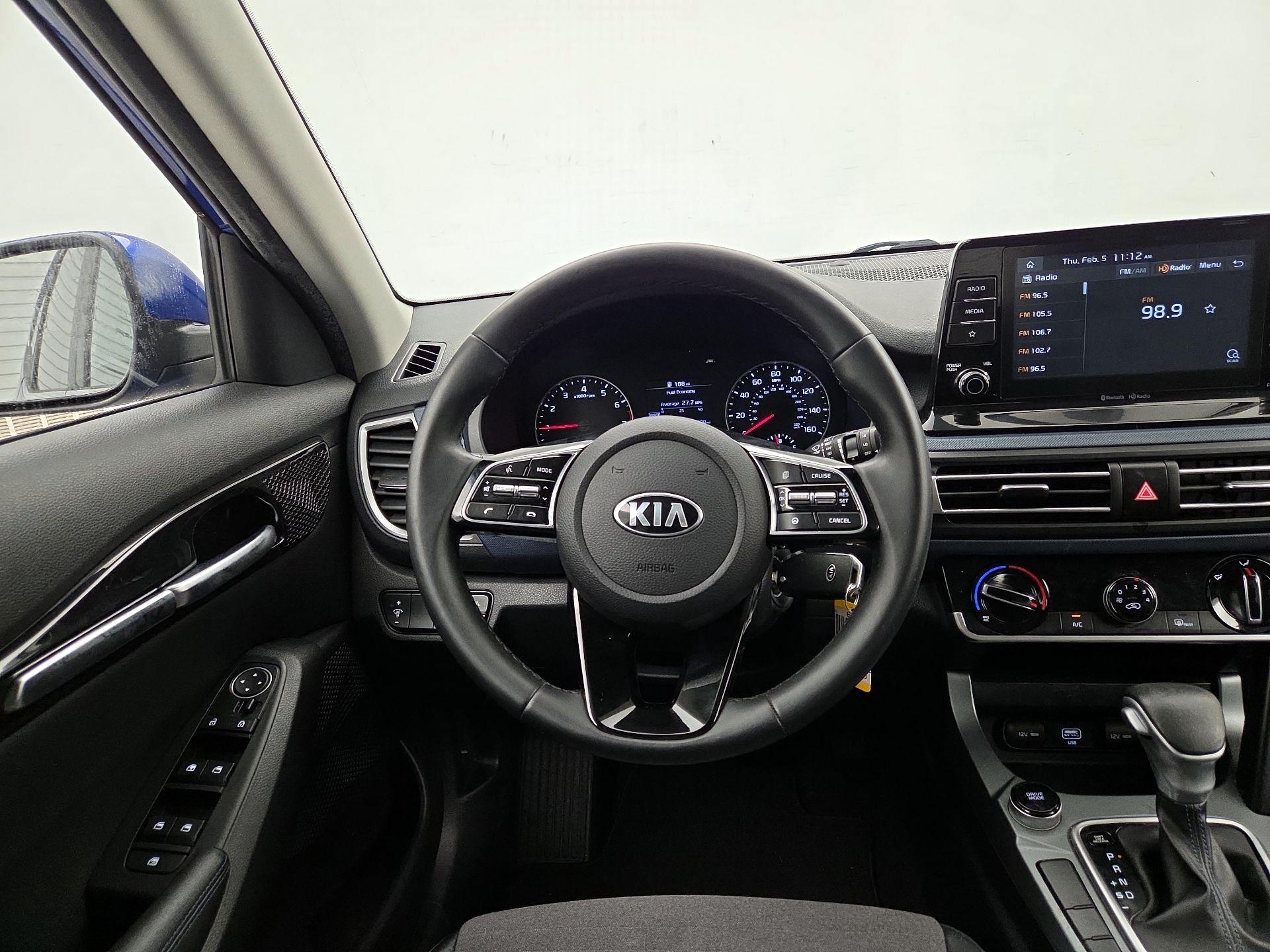 Thumbnail: 2021 Kia Seltos - 10