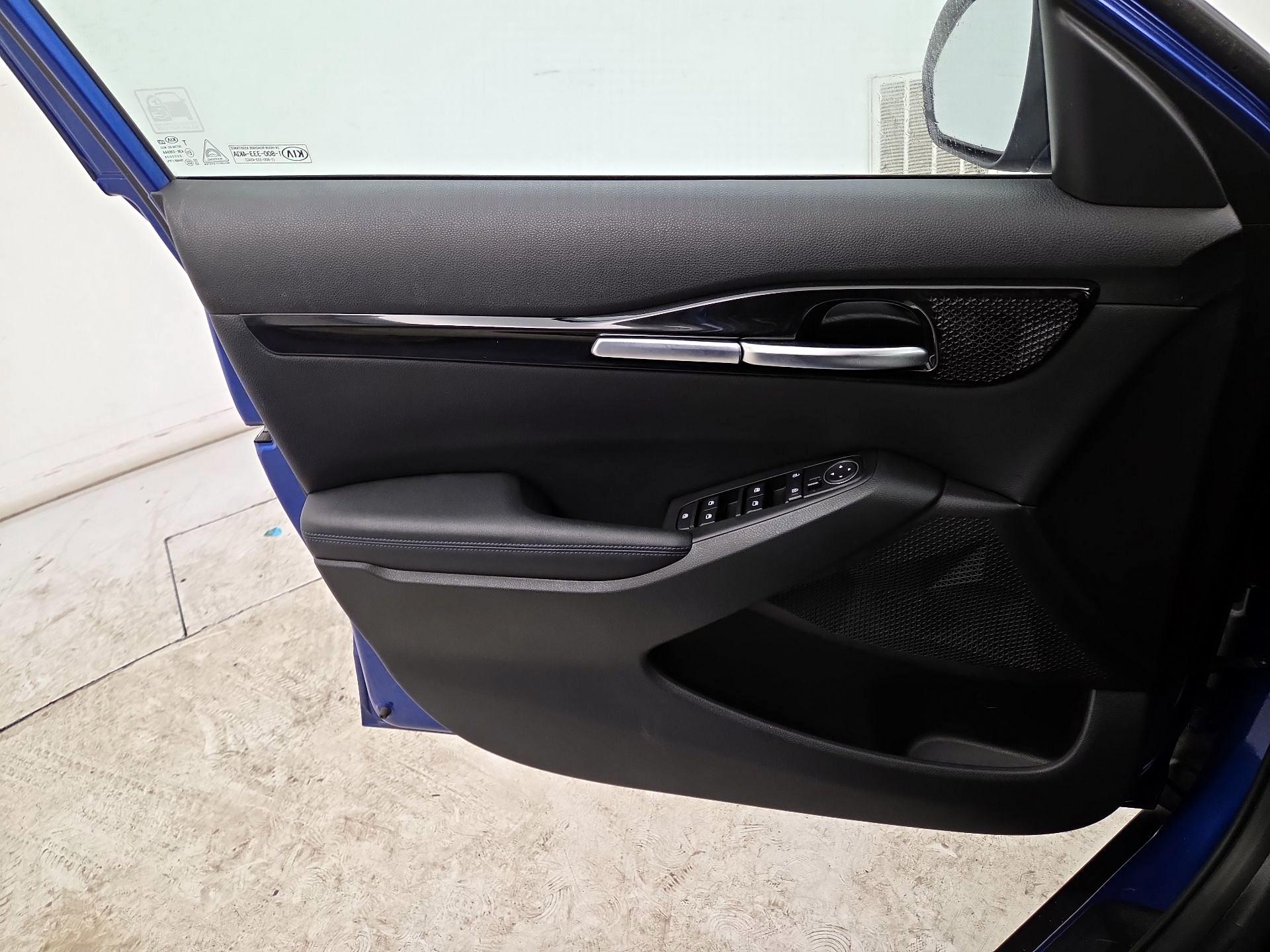 Thumbnail: 2021 Kia Seltos - 12