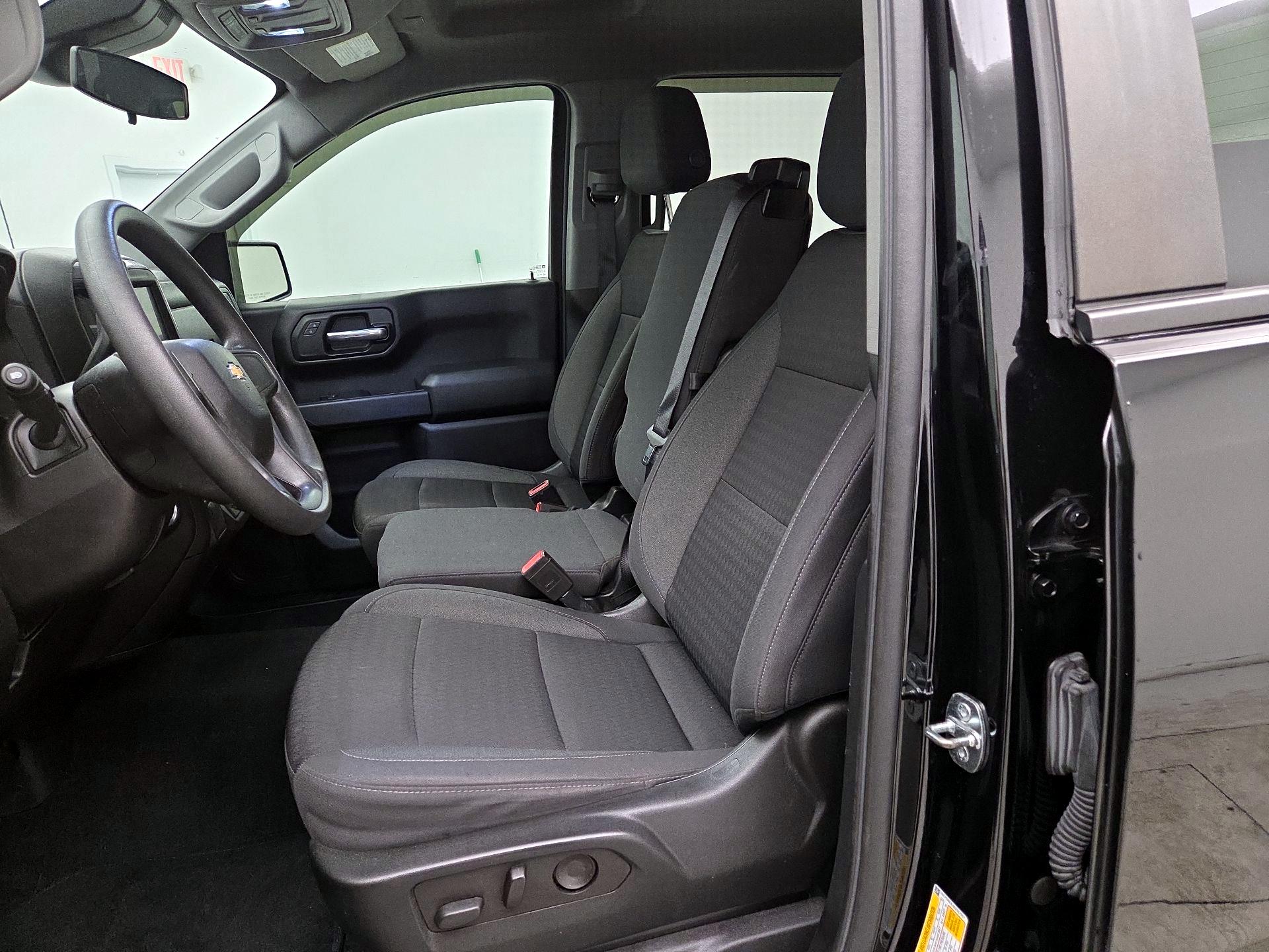 Thumbnail: 2022 Chevrolet Silverado 1500 - 11