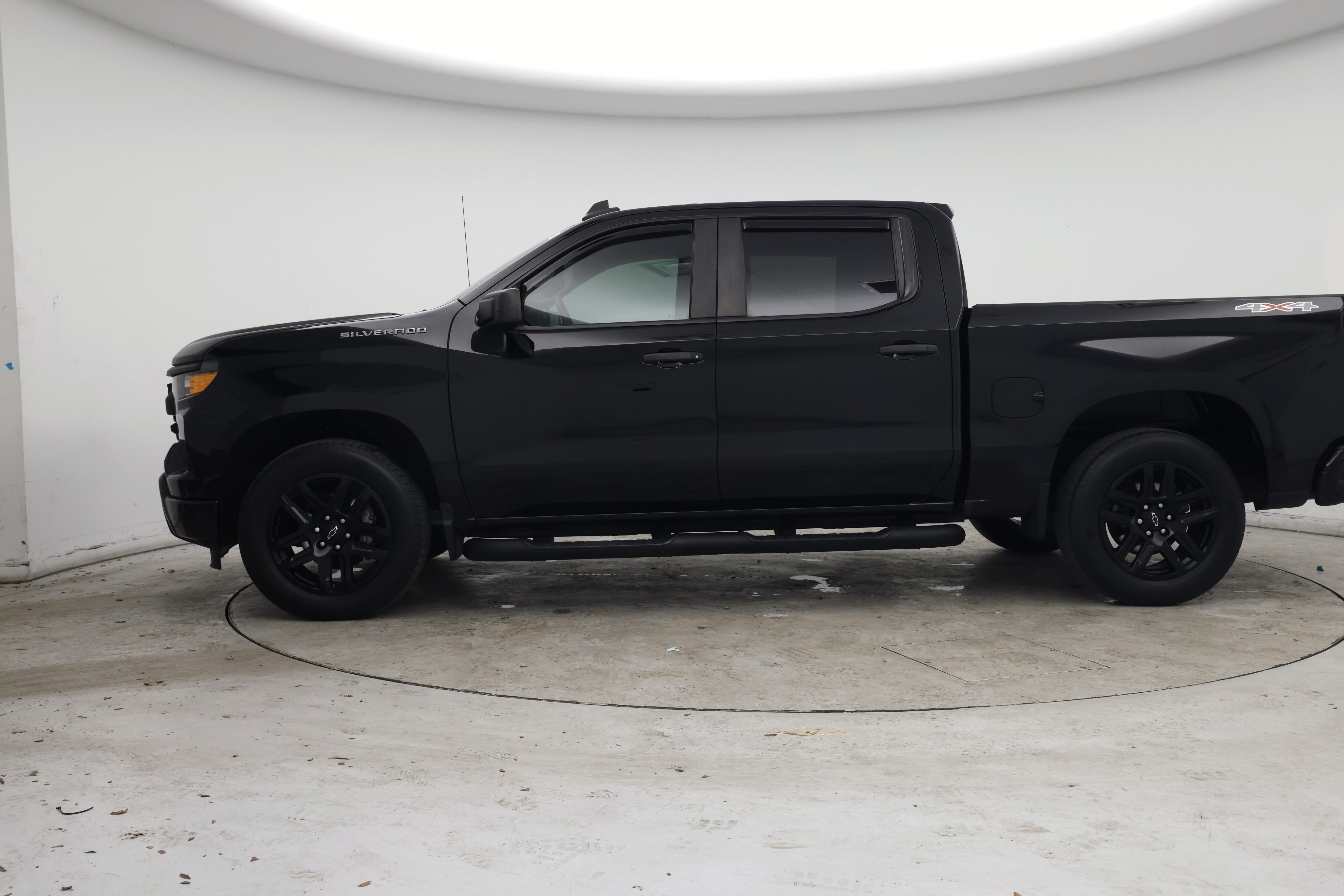 Thumbnail: 2022 Chevrolet Silverado 1500 - 3