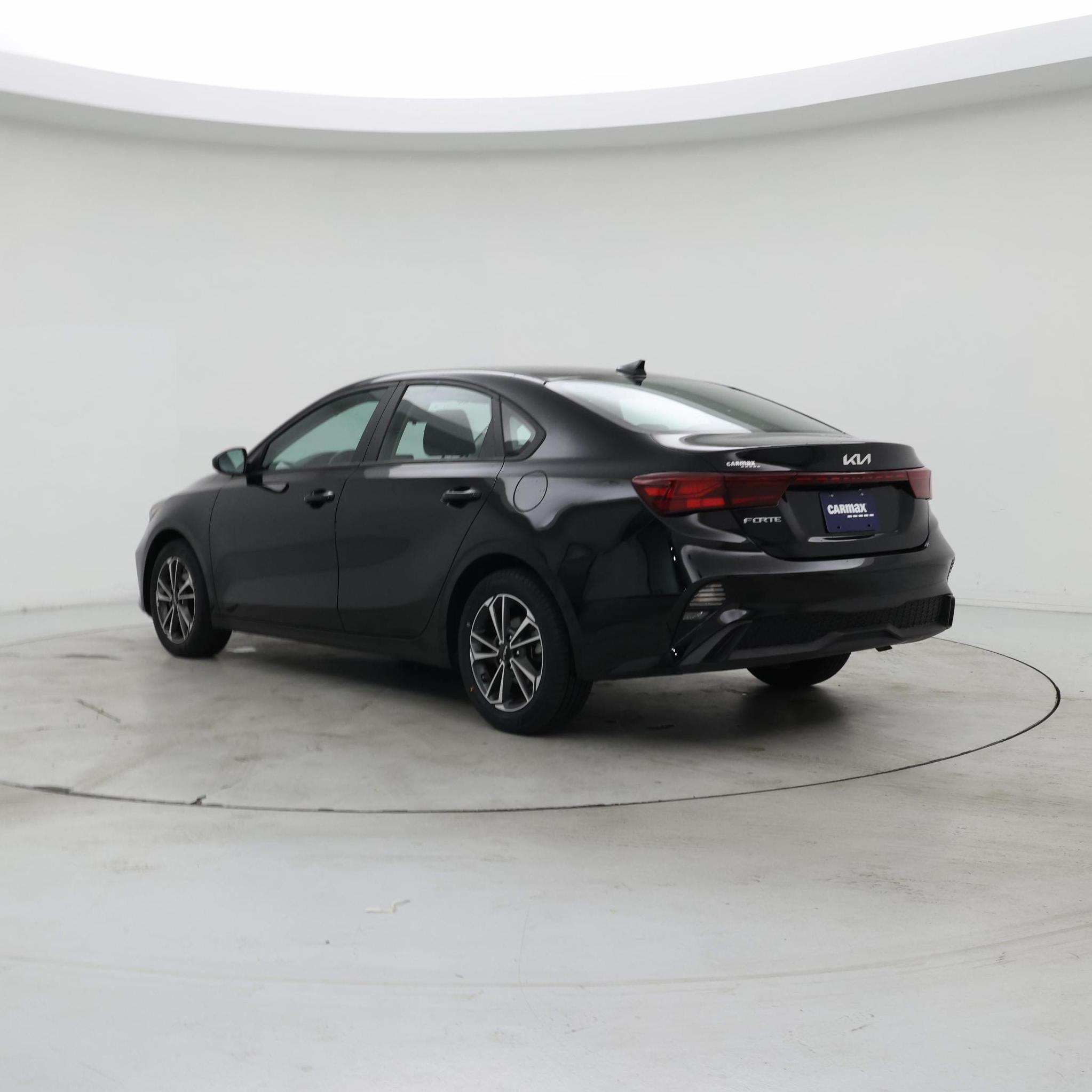 Thumbnail: 2024 Kia Forte - 2