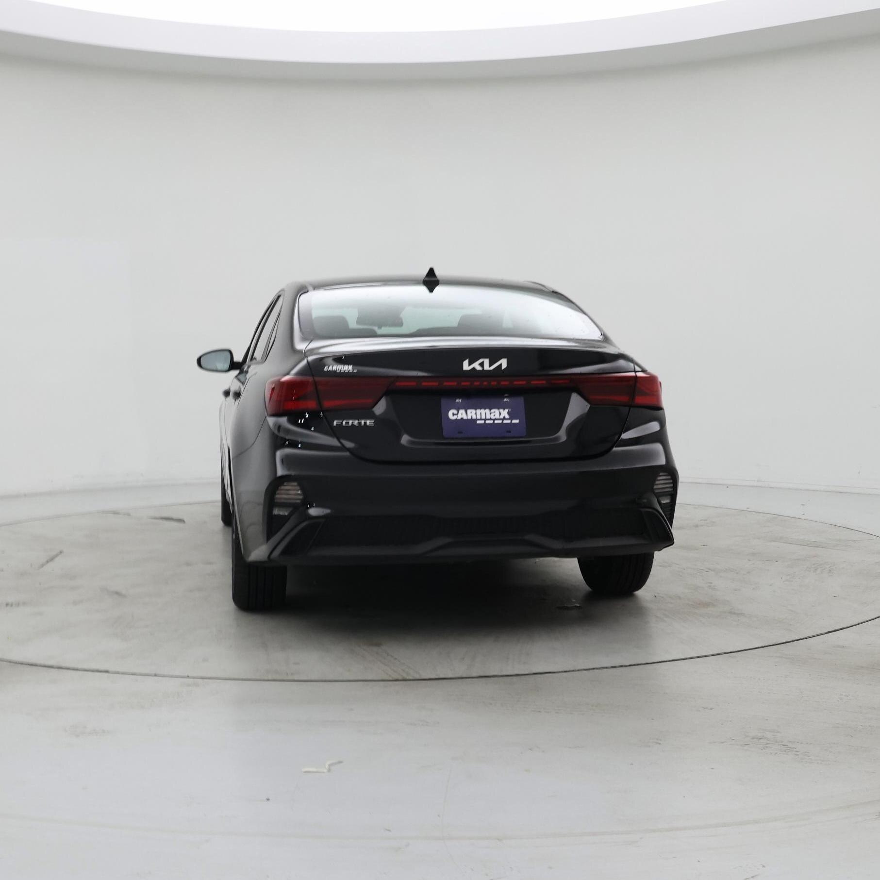 Thumbnail: 2024 Kia Forte - 6