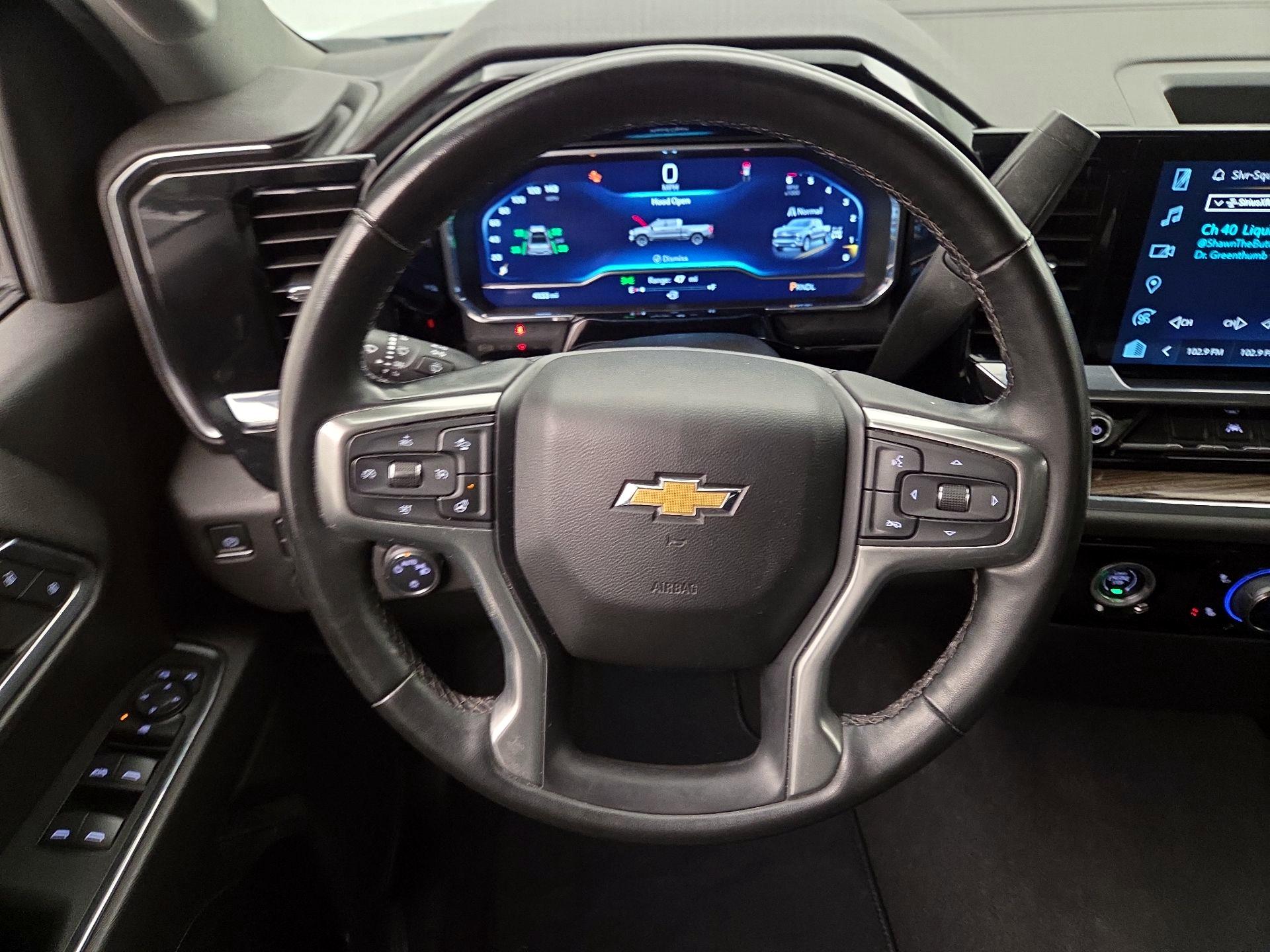 Thumbnail: 2023 Chevrolet Silverado 1500 - 10