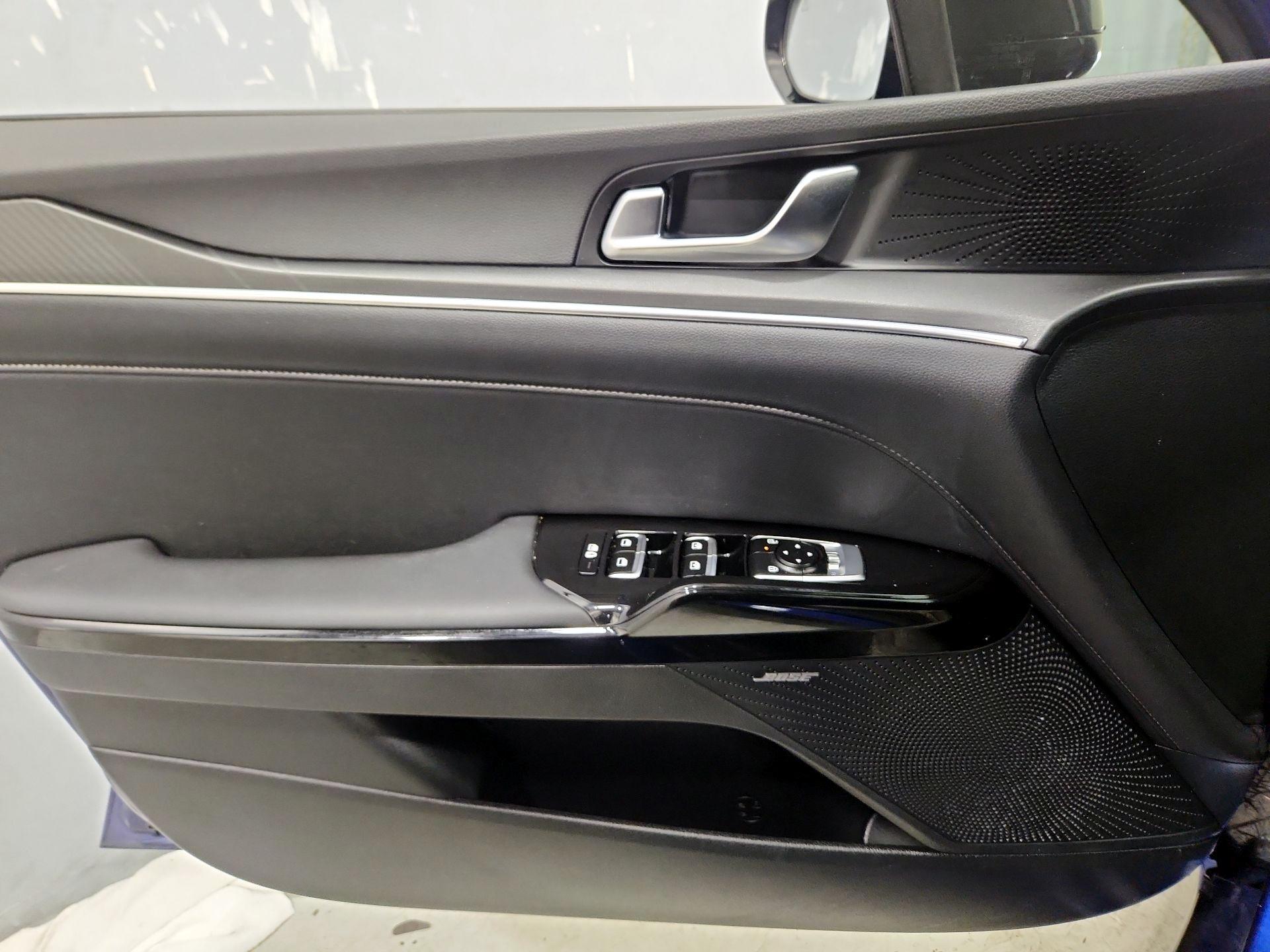 Thumbnail: 2025 Kia K5 - 12