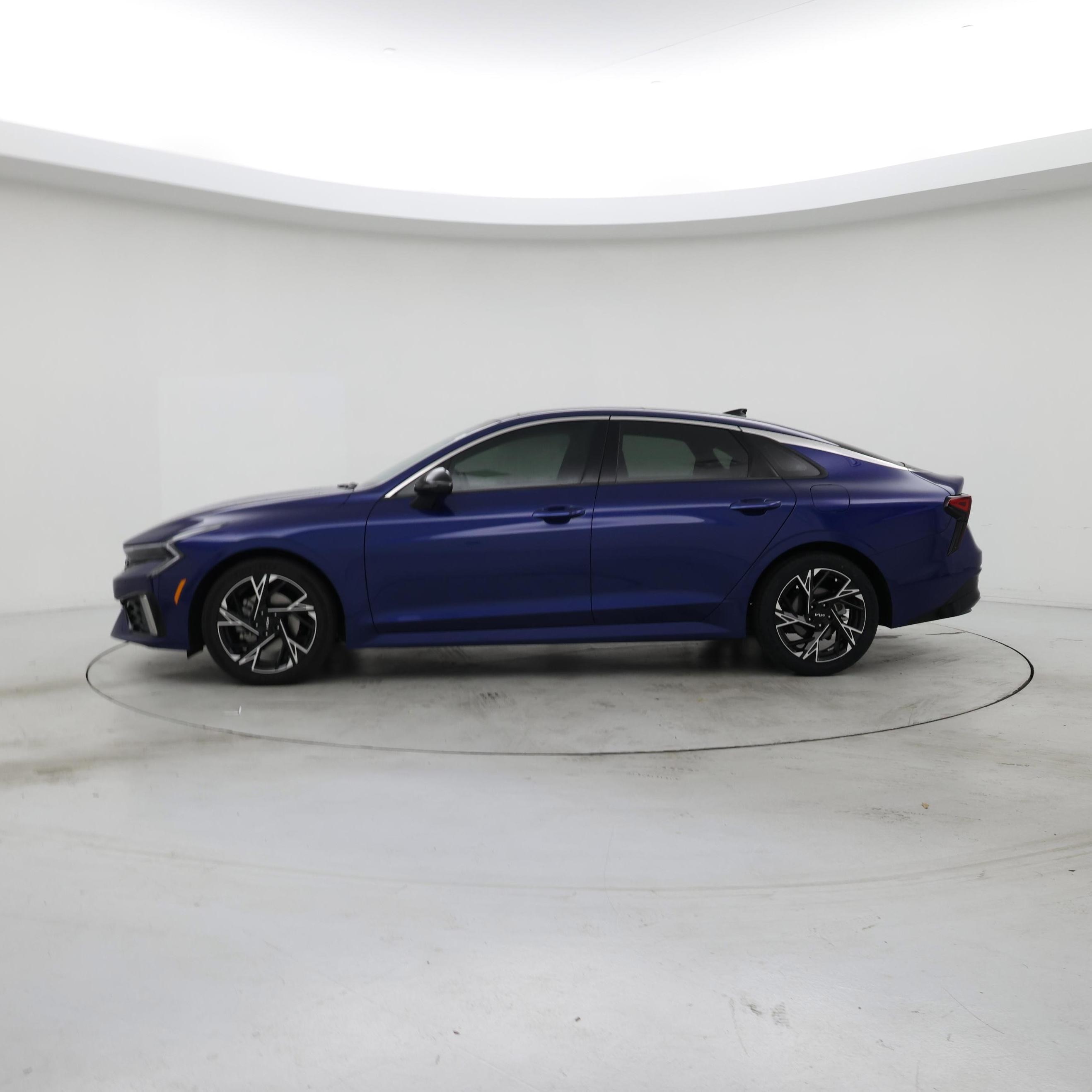 Thumbnail: 2025 Kia K5 - 3