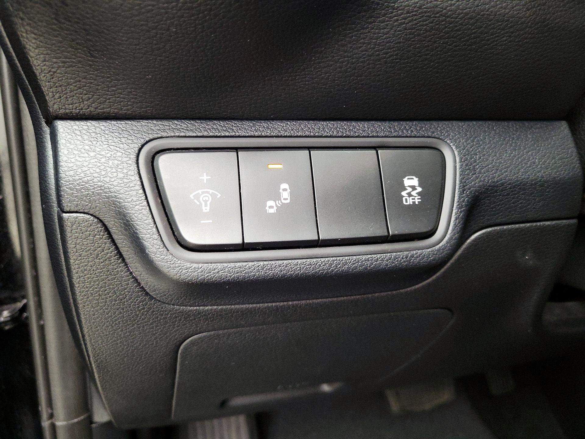 Thumbnail: 2024 Kia Forte - 13