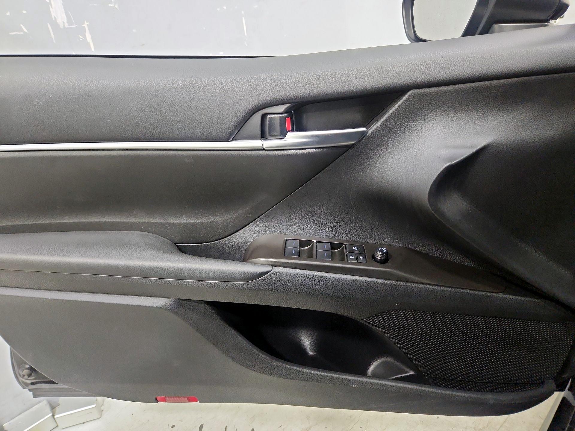 Thumbnail: 2024 Toyota Camry - 12