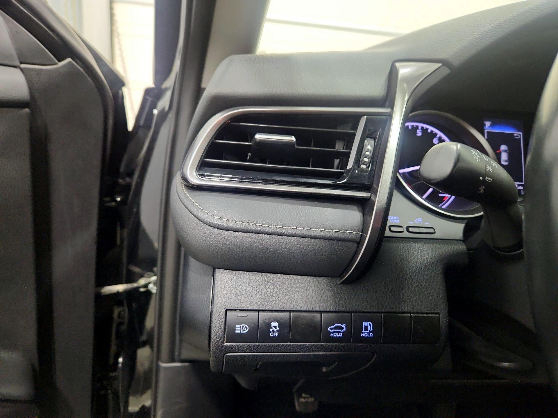 Thumbnail: 2024 Toyota Camry - 13