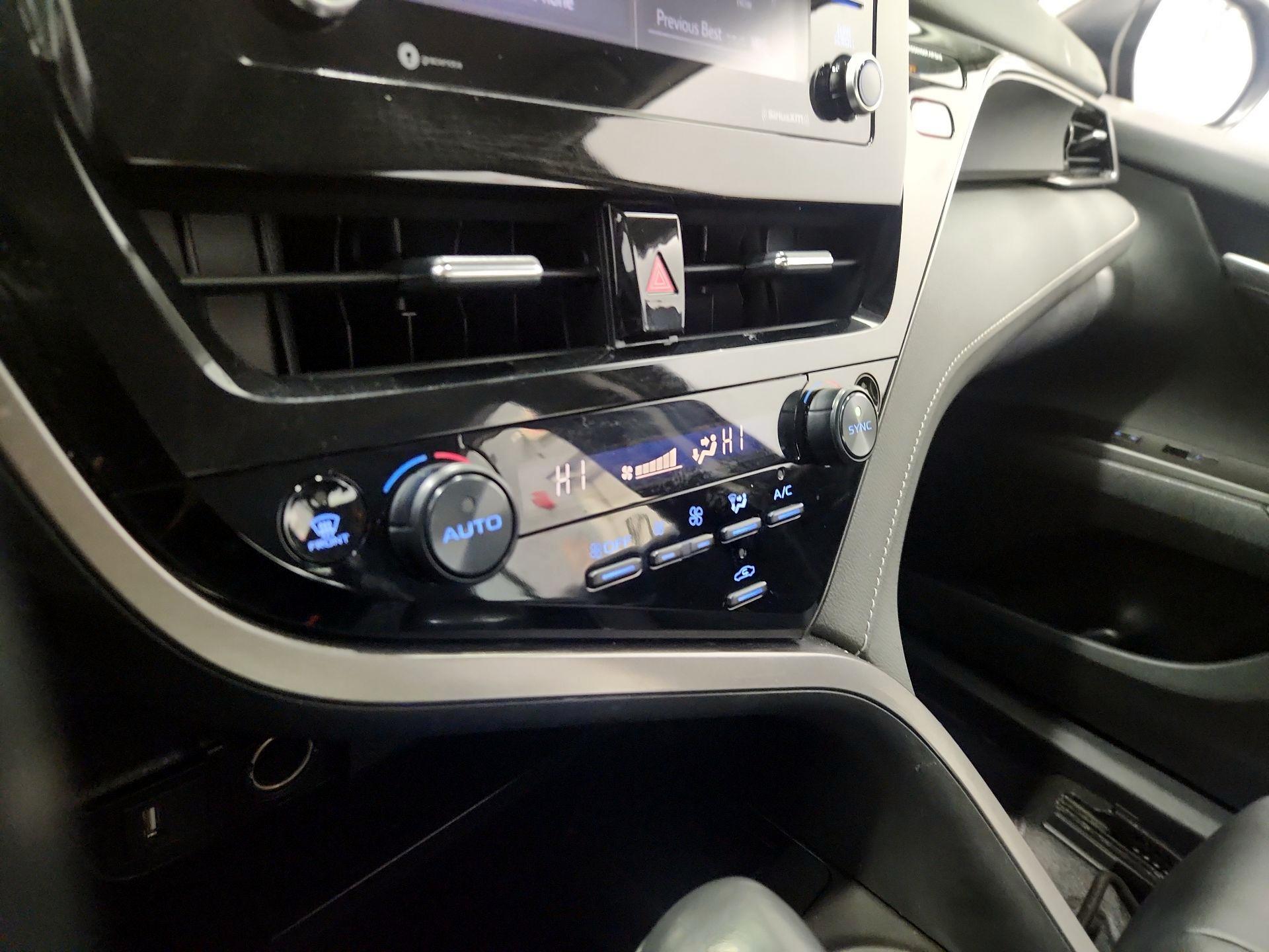 Thumbnail: 2024 Toyota Camry - 16