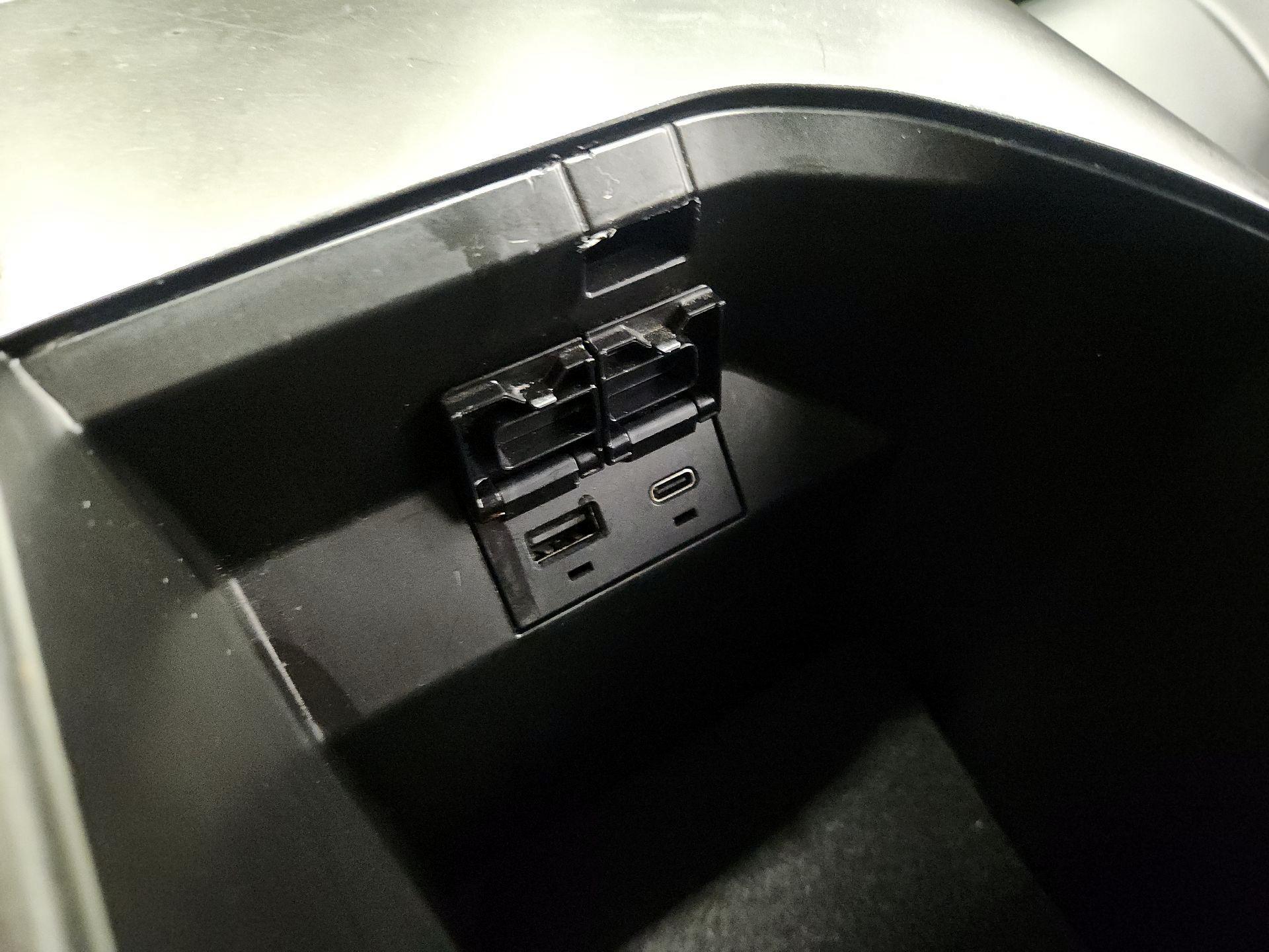 Thumbnail: 2024 Toyota Camry - 18