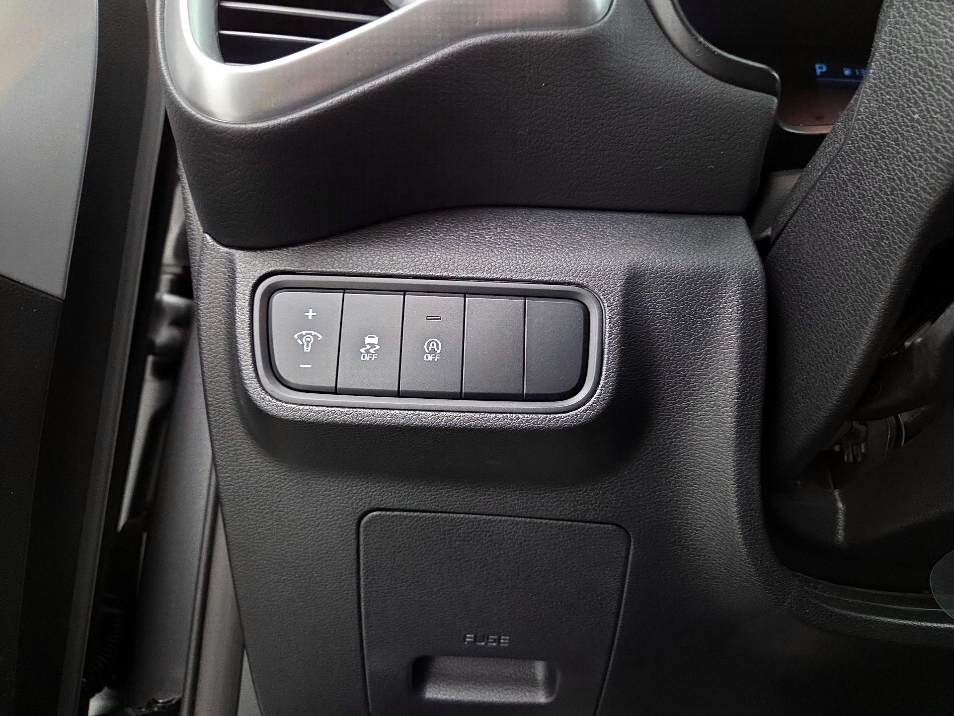 Thumbnail: 2023 Kia Soul - 13