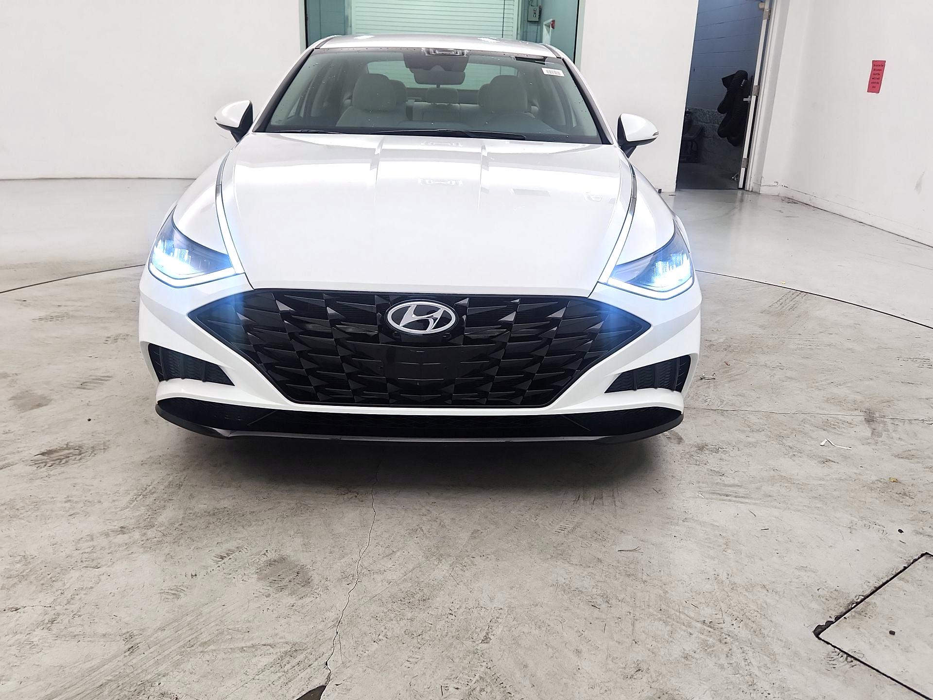 Thumbnail: 2023 Hyundai Sonata - 2