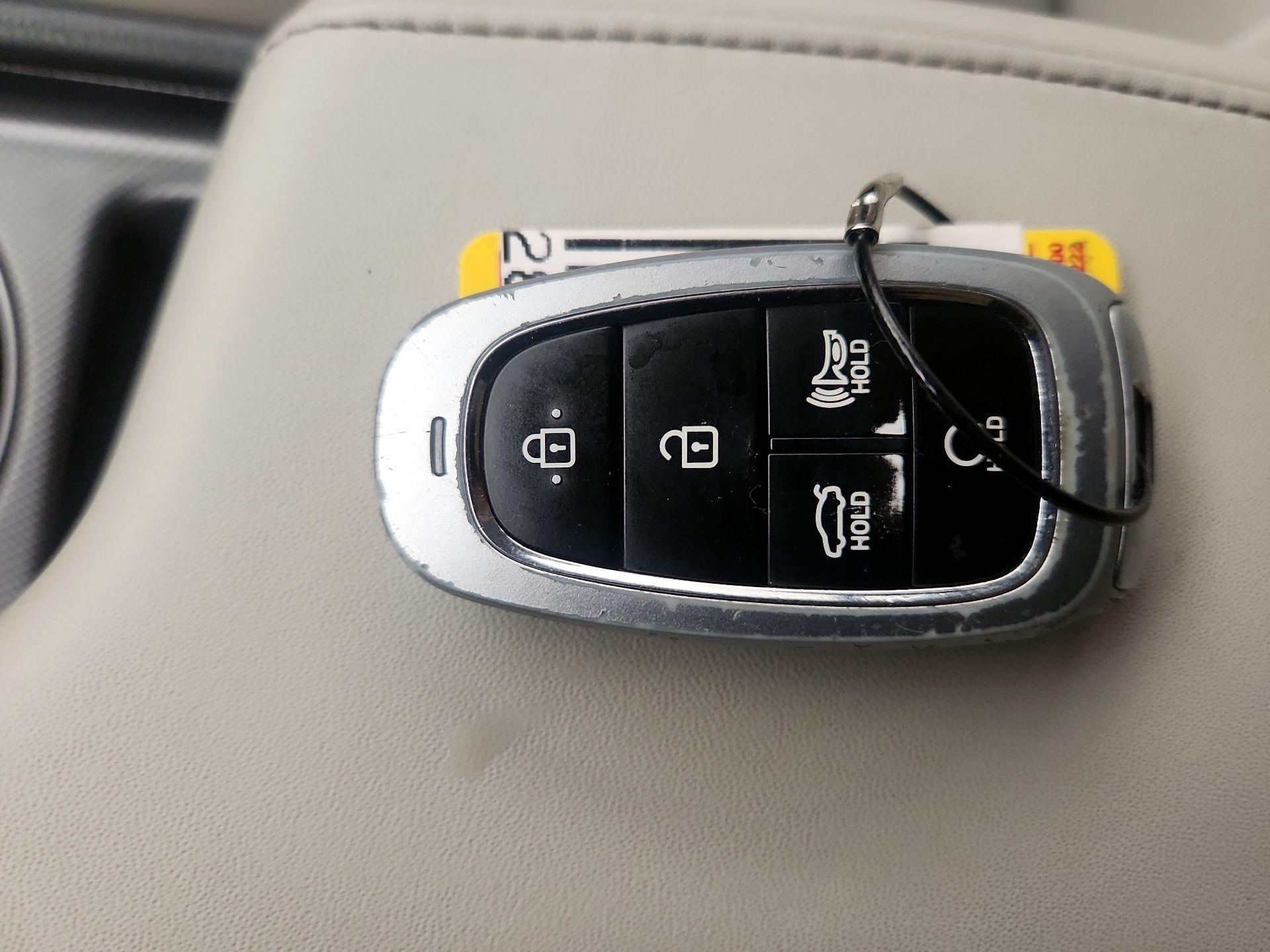 Thumbnail: 2023 Hyundai Sonata - 20