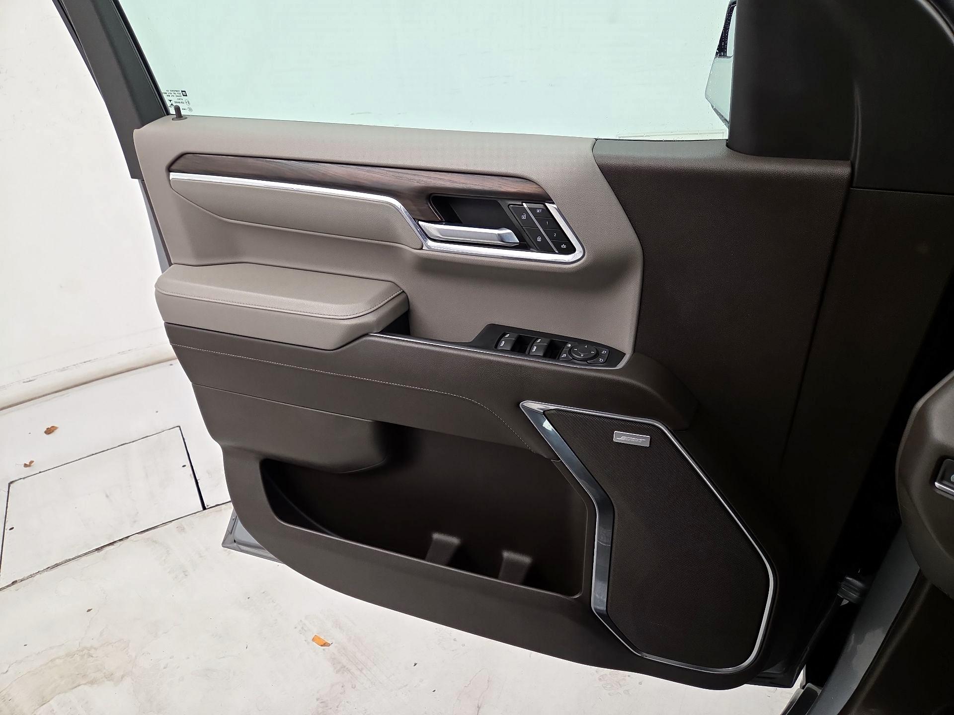 Thumbnail: 2023 GMC Sierra 1500 - 12