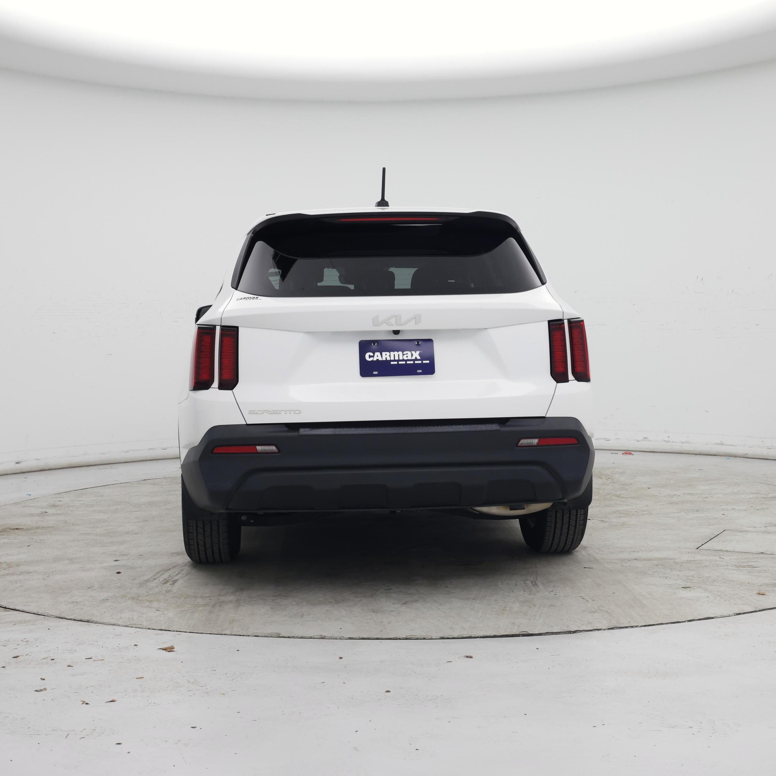 Thumbnail: 2023 Kia Sorento - 6