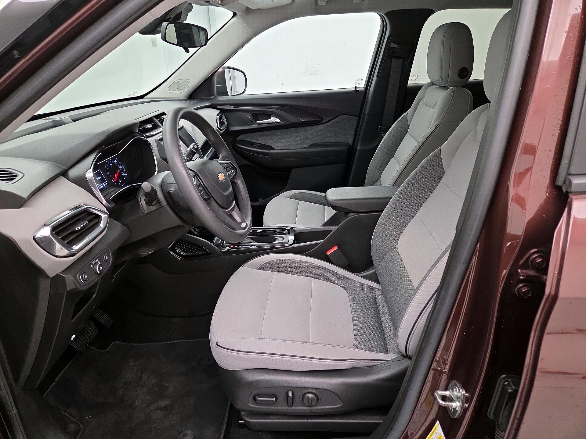 Thumbnail: 2023 Chevrolet TrailBlazer - 11