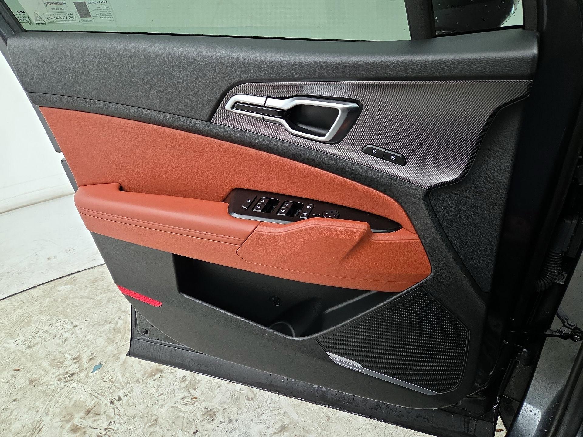 Thumbnail: 2024 Kia Sportage - 12