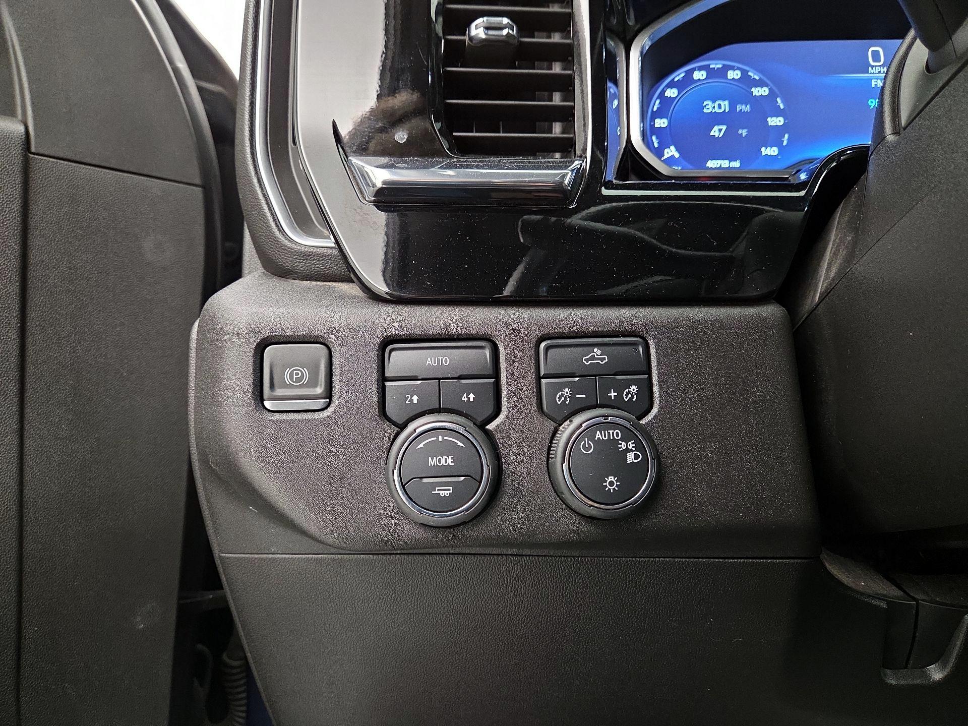 Thumbnail: 2023 Chevrolet Silverado 1500 - 13