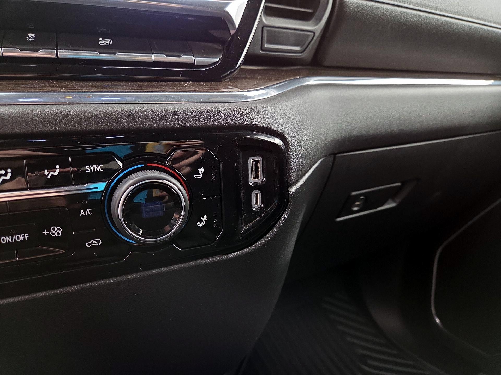 Thumbnail: 2023 Chevrolet Silverado 1500 - 18