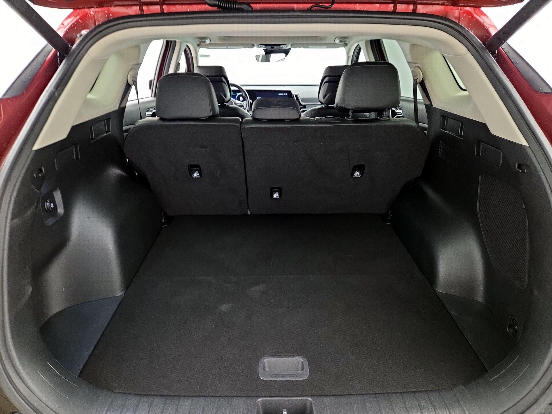 Thumbnail: 2023 Kia Sportage - 20