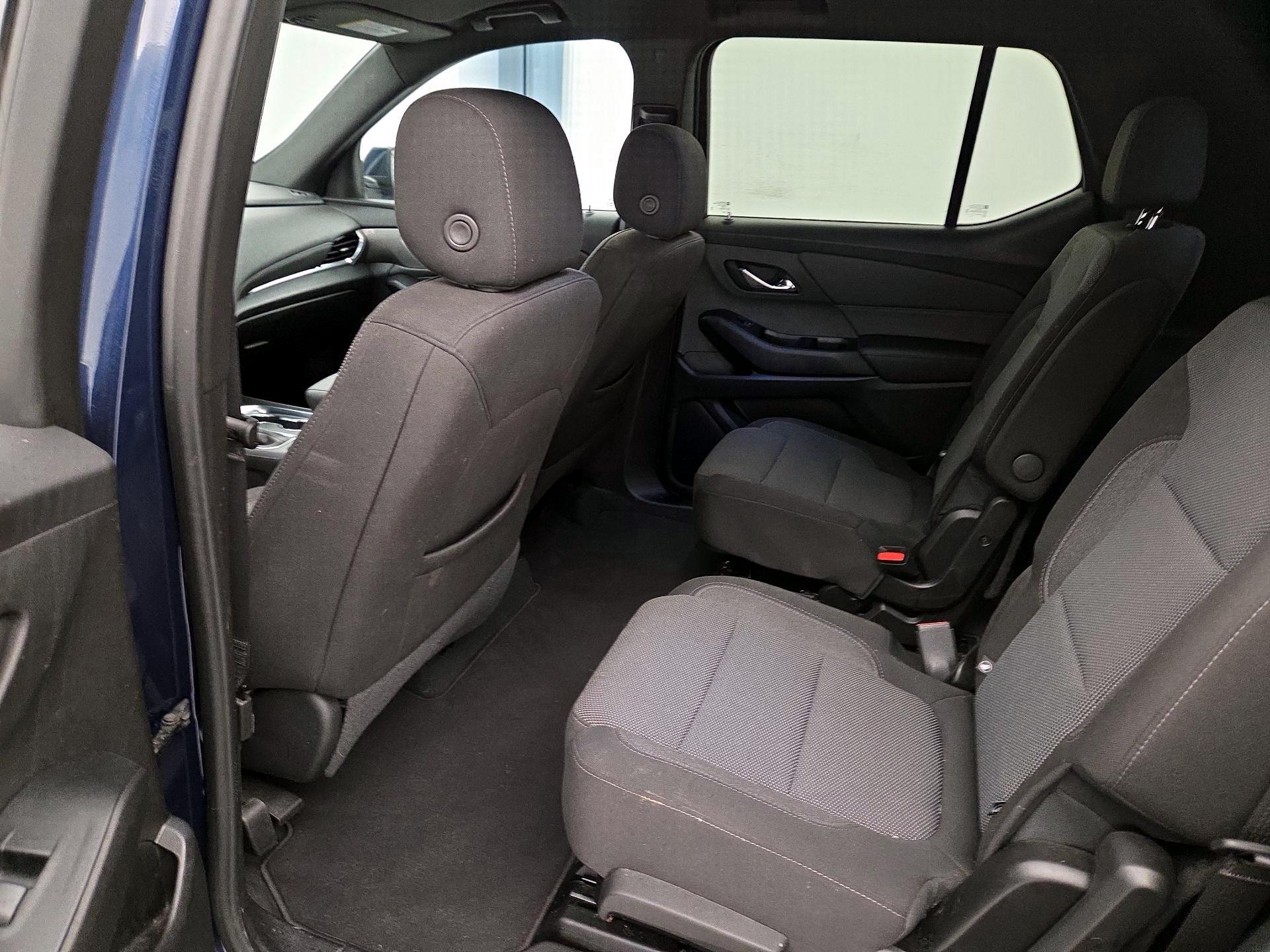 Thumbnail: 2023 Chevrolet Traverse - 19