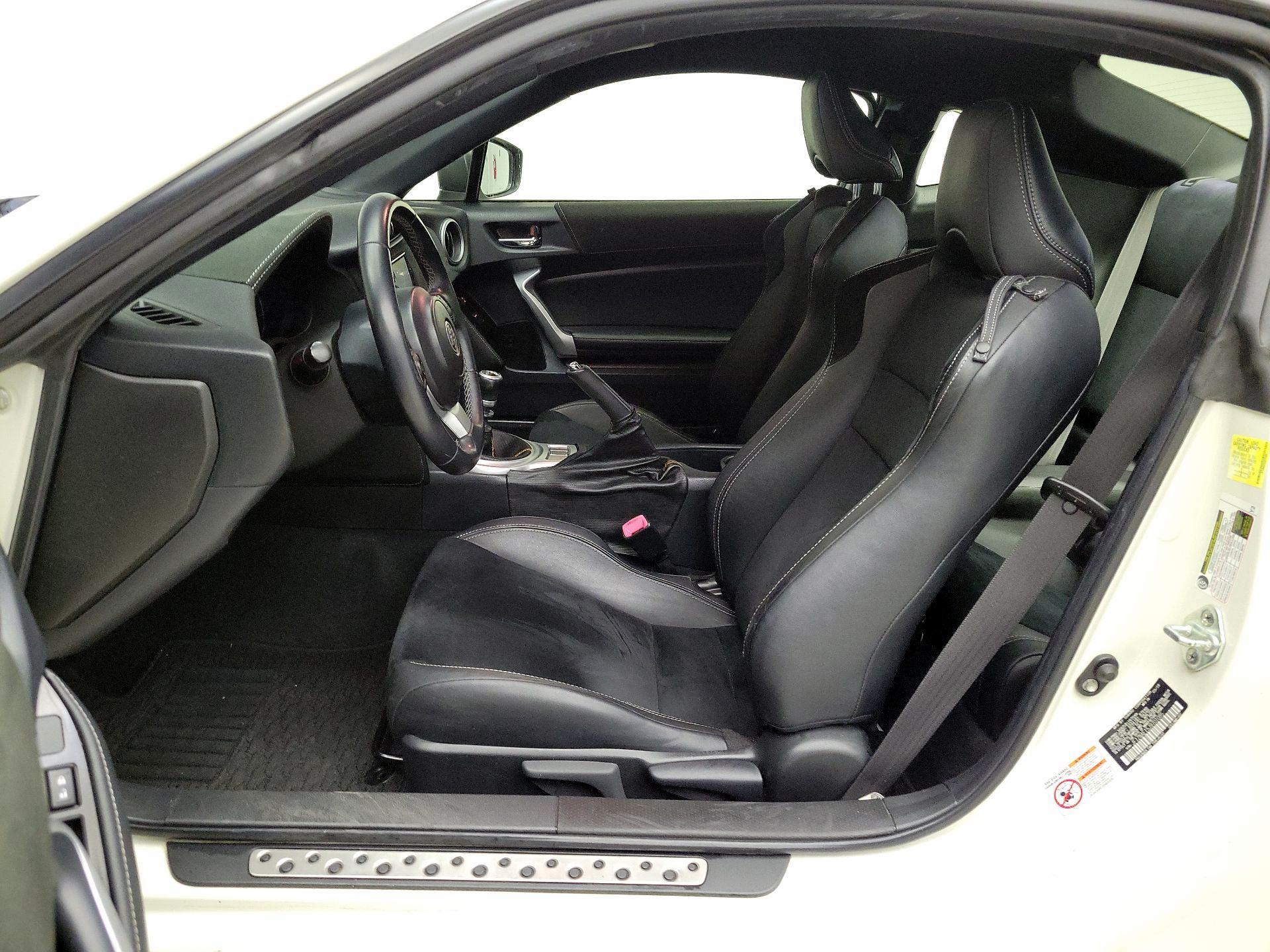 Thumbnail: 2018 Toyota 86 - 11