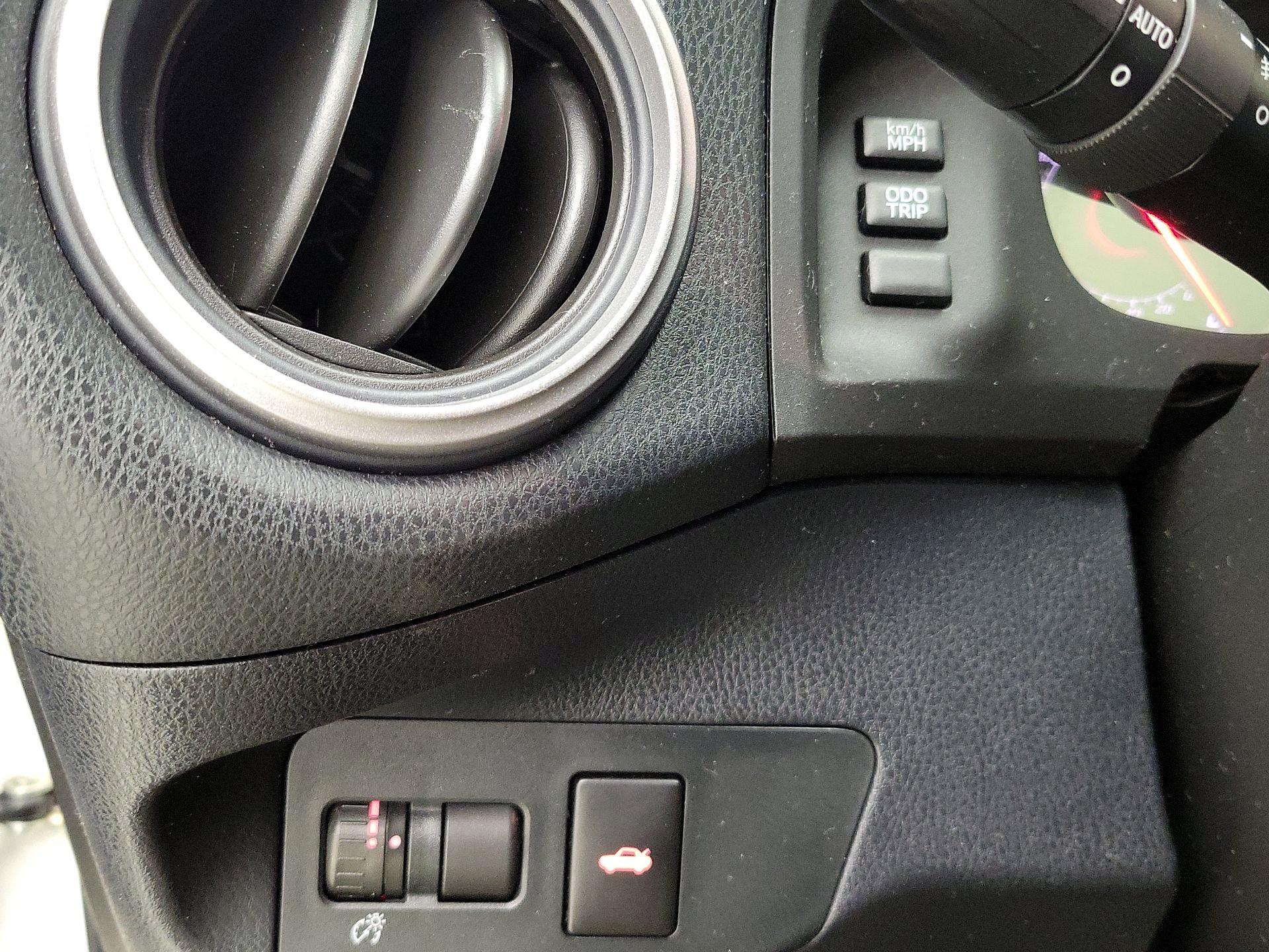 Thumbnail: 2018 Toyota 86 - 13