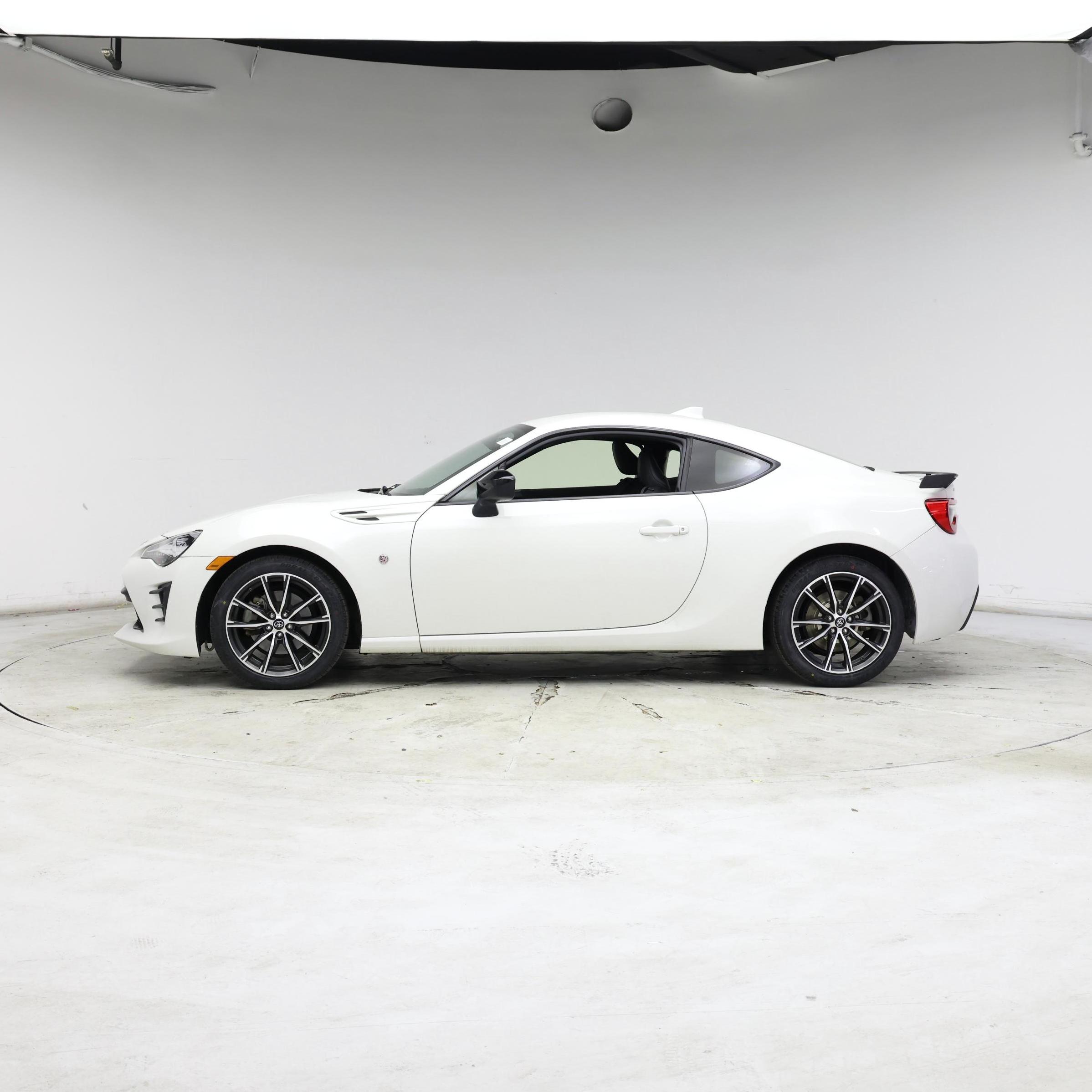 Thumbnail: 2018 Toyota 86 - 3