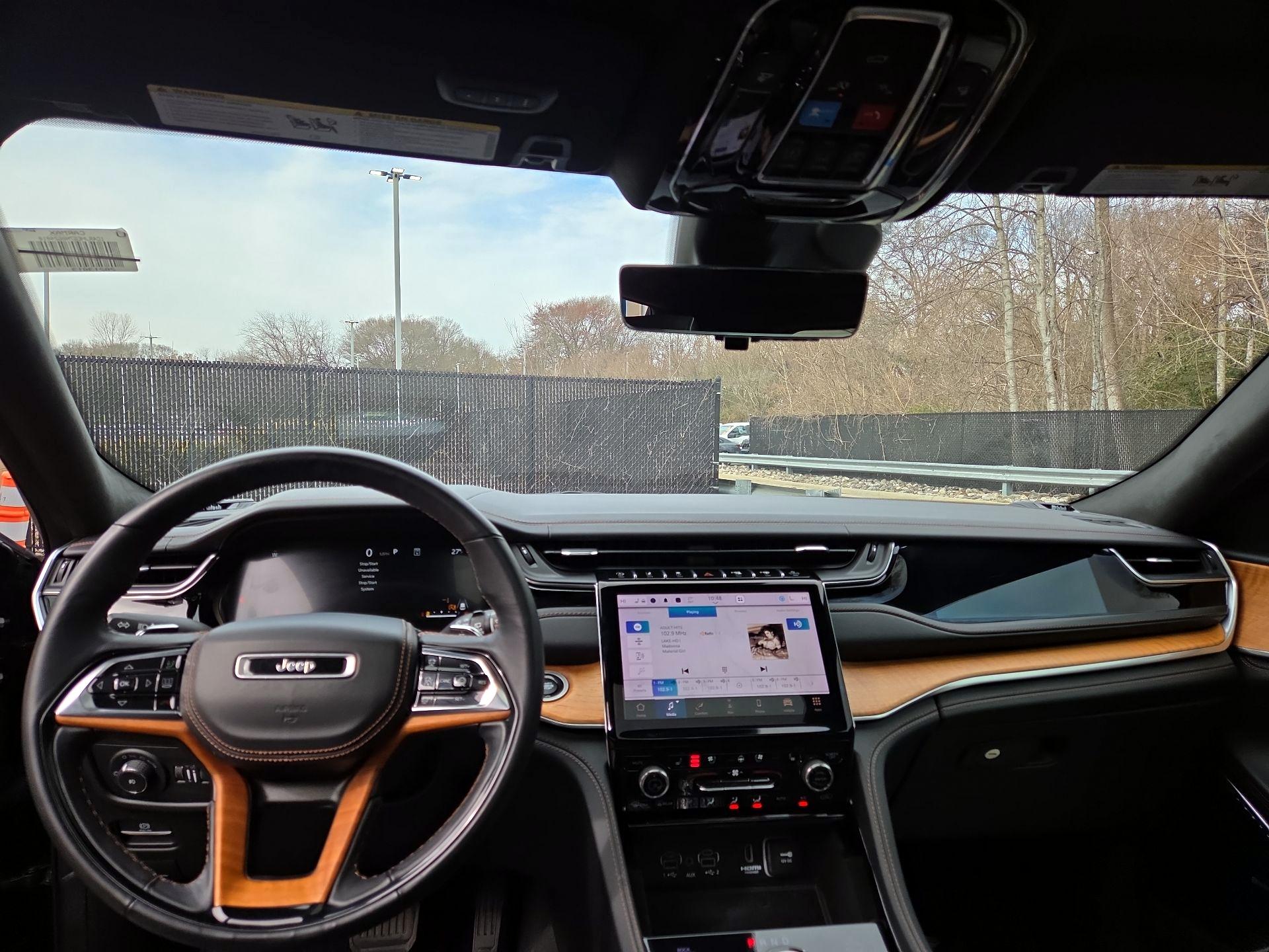 Thumbnail: 2022 Jeep Grand Cherokee - 8