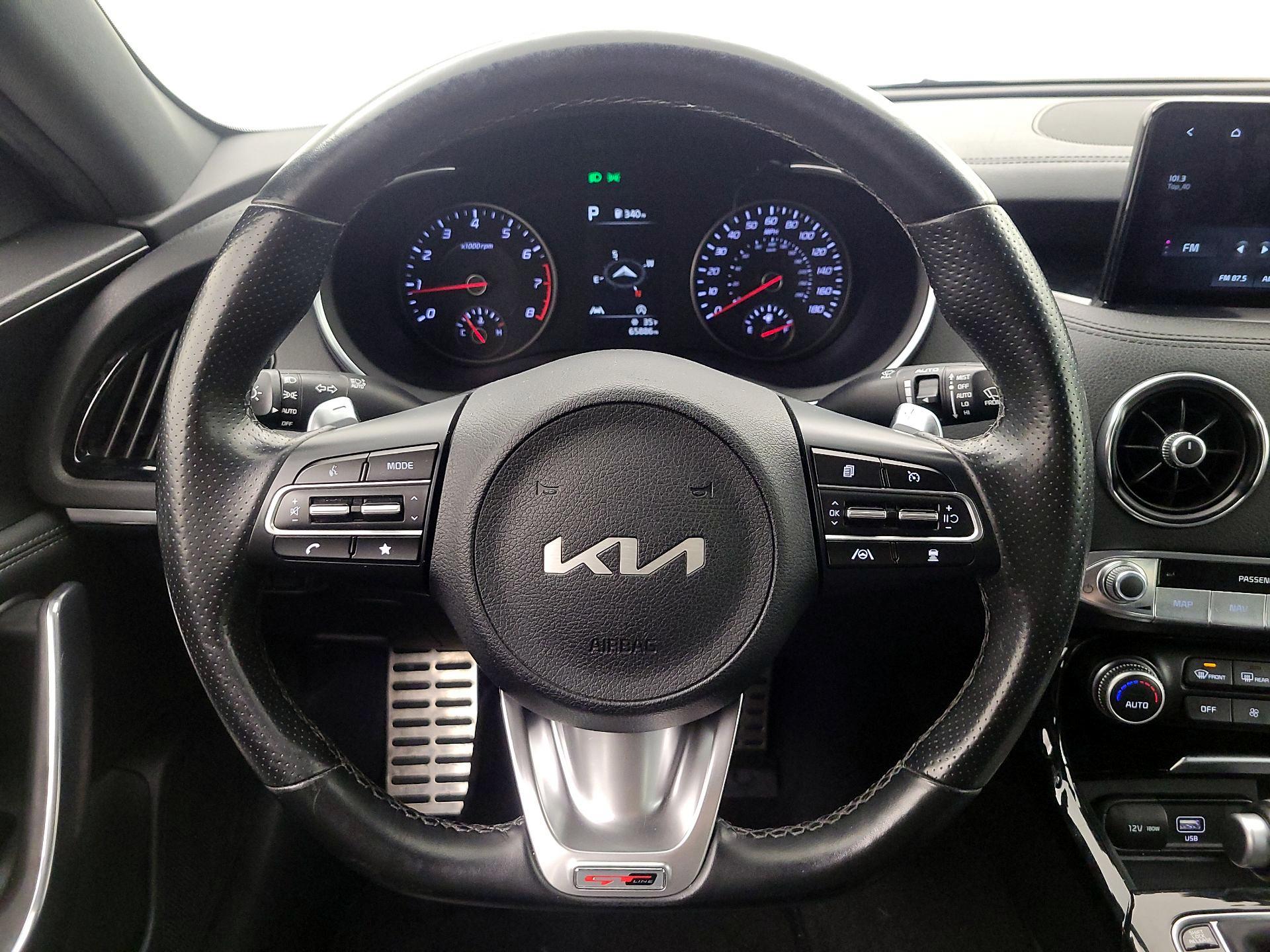 Thumbnail: 2022 Kia Stinger - 10