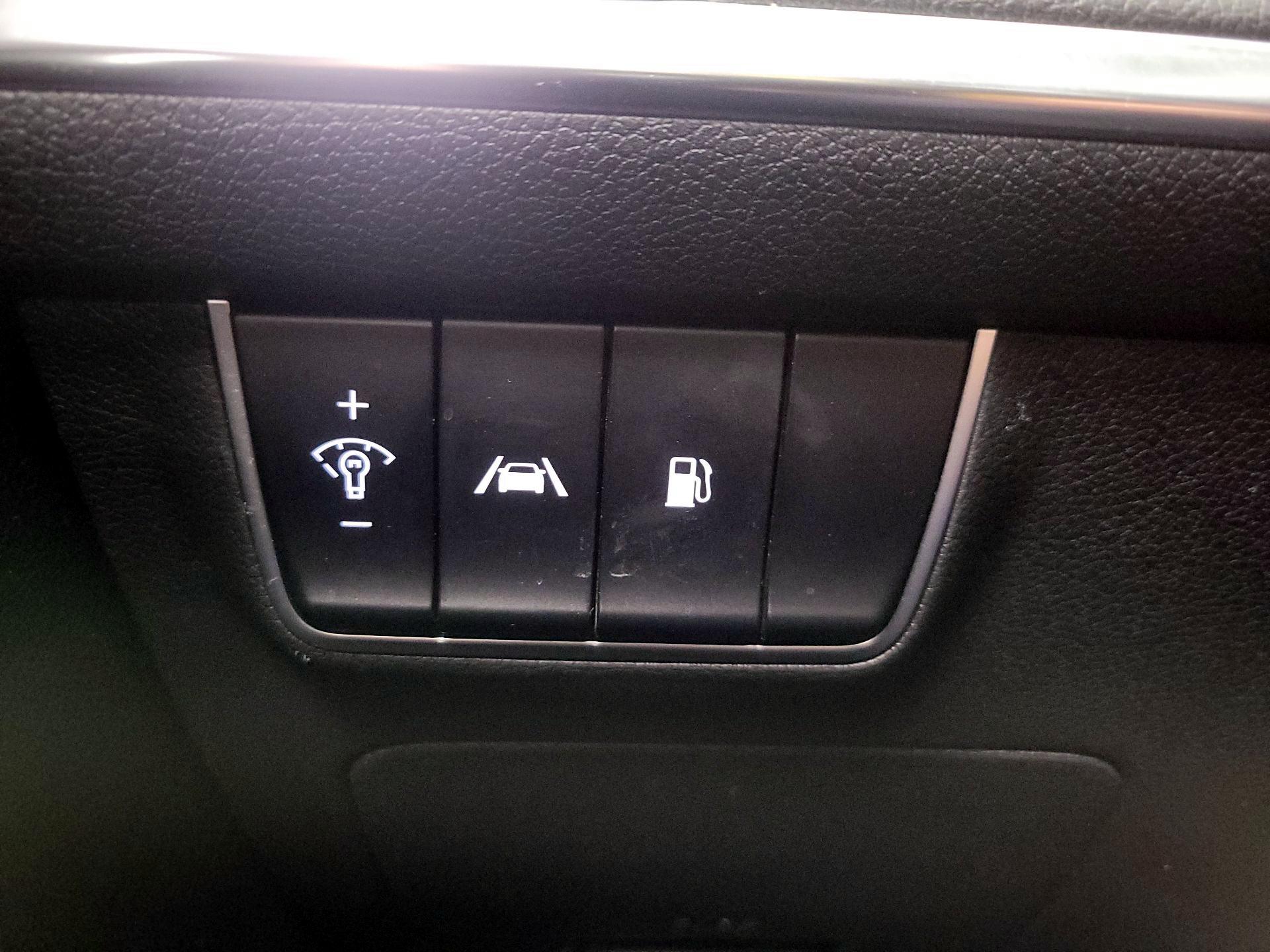 Thumbnail: 2022 Kia Stinger - 13